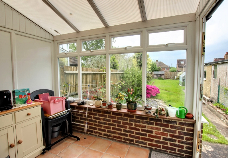 Dellney Avenue, Haywards Heath, RH16 Street