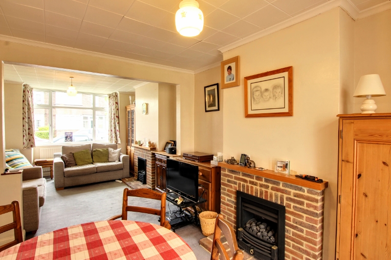 Dellney Avenue, Haywards Heath, RH16 Street