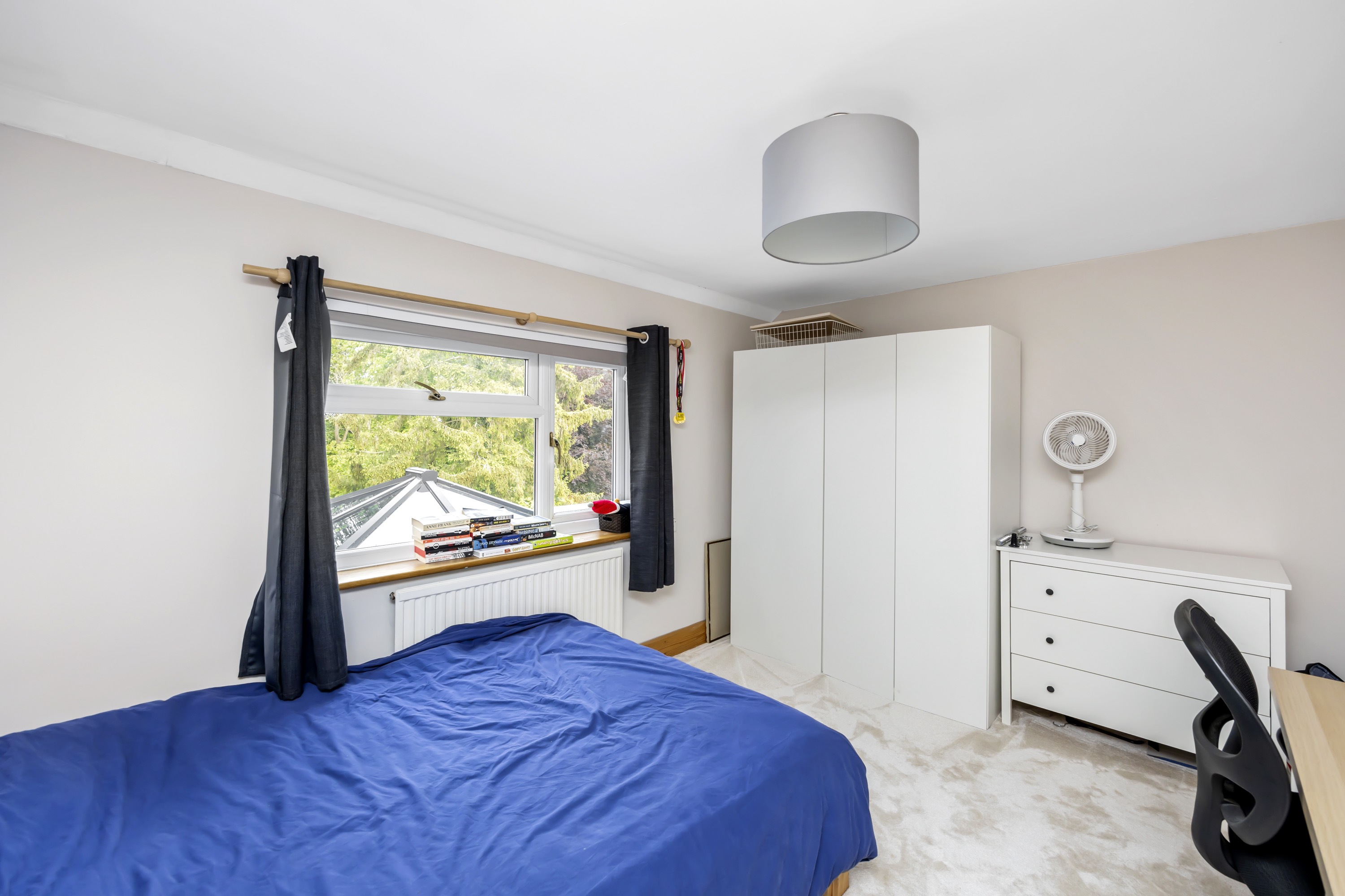 Lucastes Avenue, Haywards Heath, RH16 Street