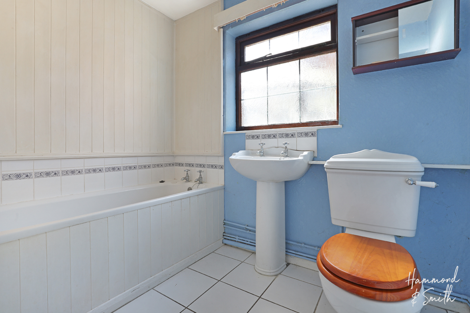 Lindsey Street, Epping, CM16 Street