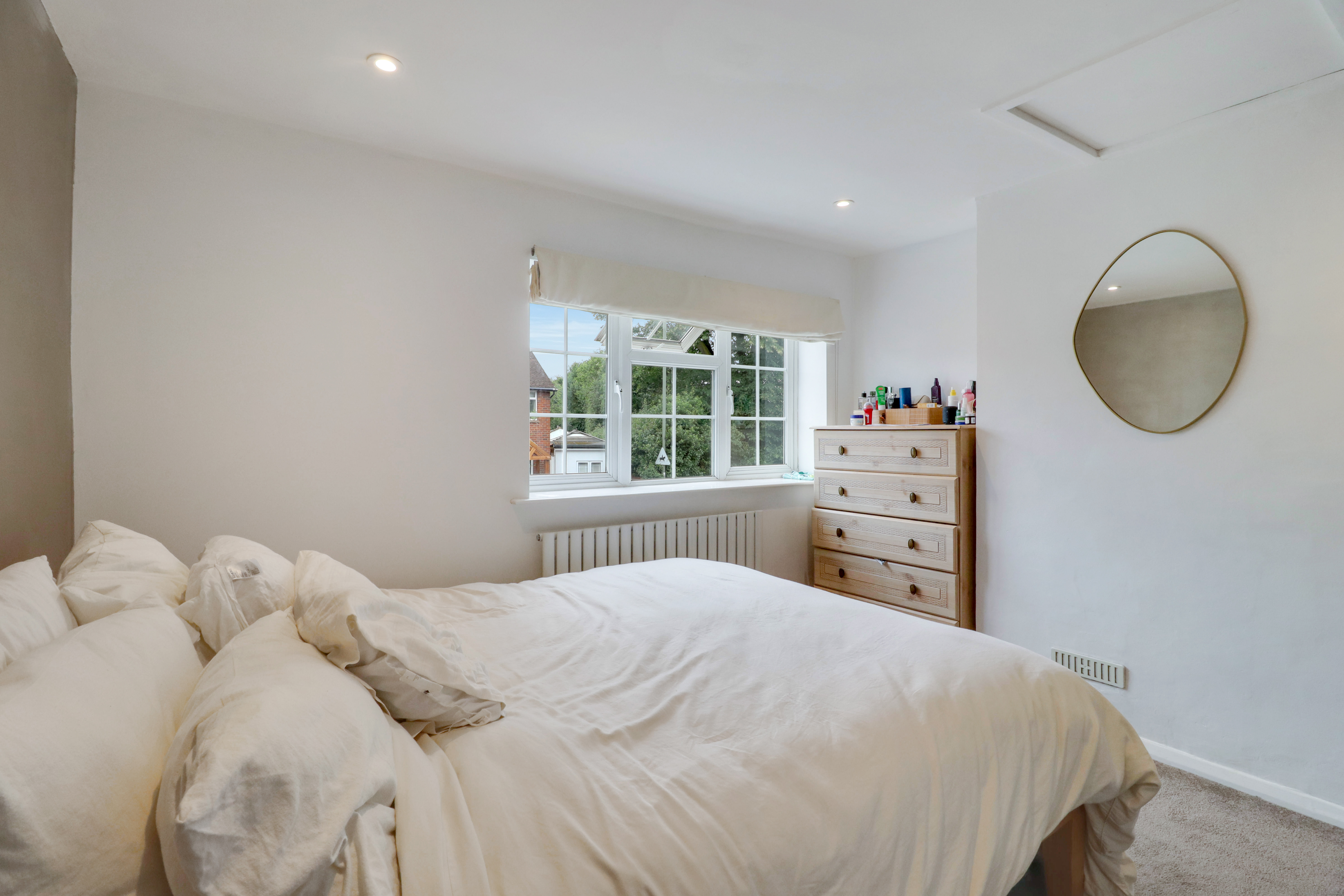 Burwood Road, Hersham, KT12 Street