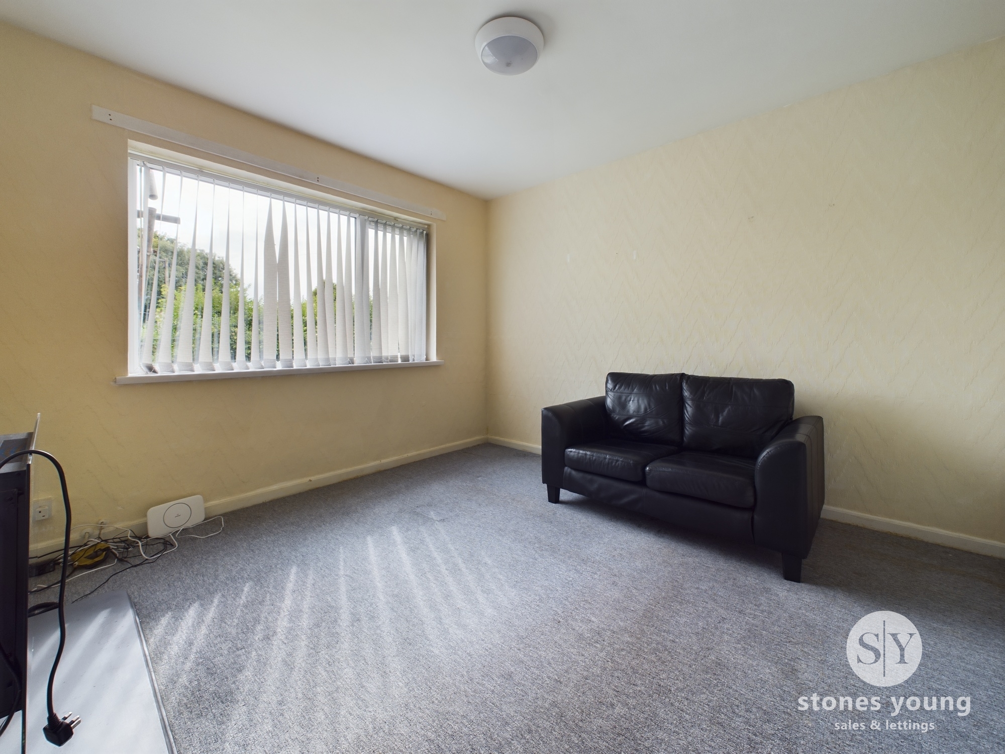 Rolleston Road, Blackburn, BB2 Street