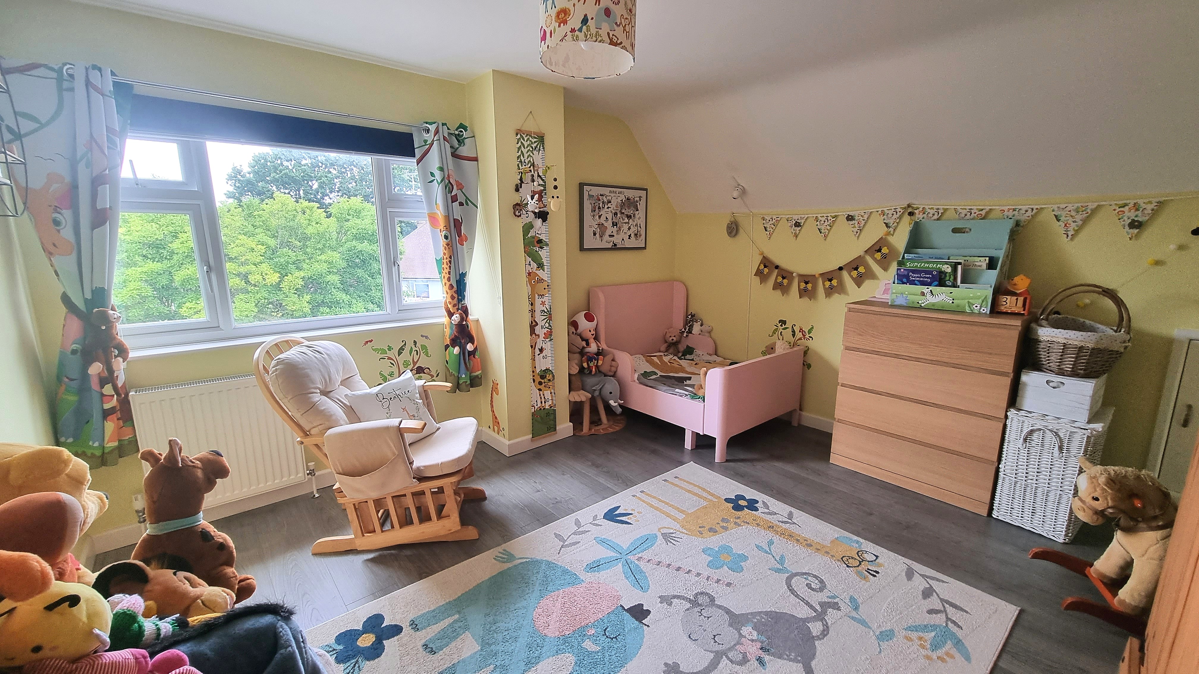 Appledore Gardens, Lindfield, RH16 Street