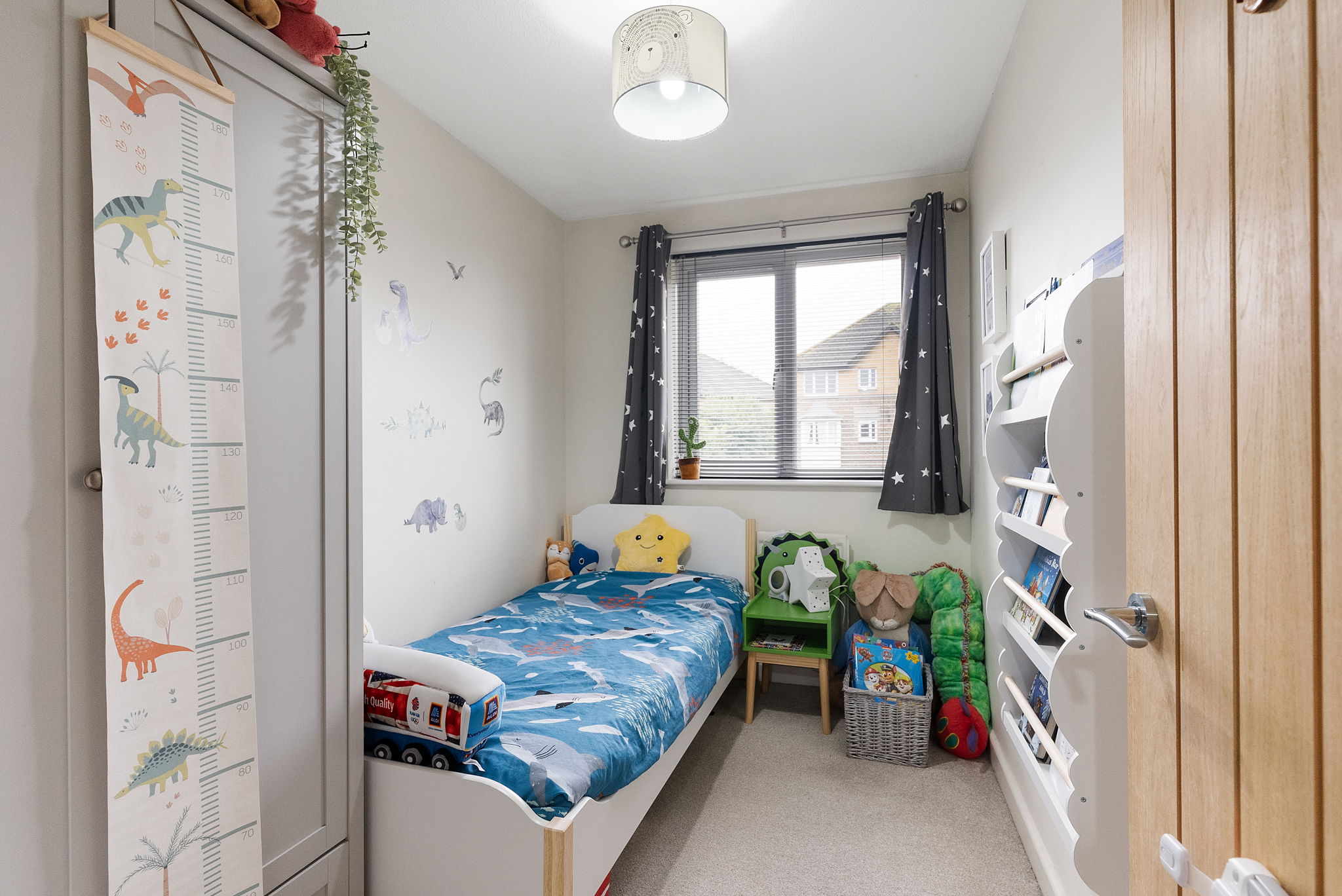 Cotswold Way, Worcester Park, KT4 Street