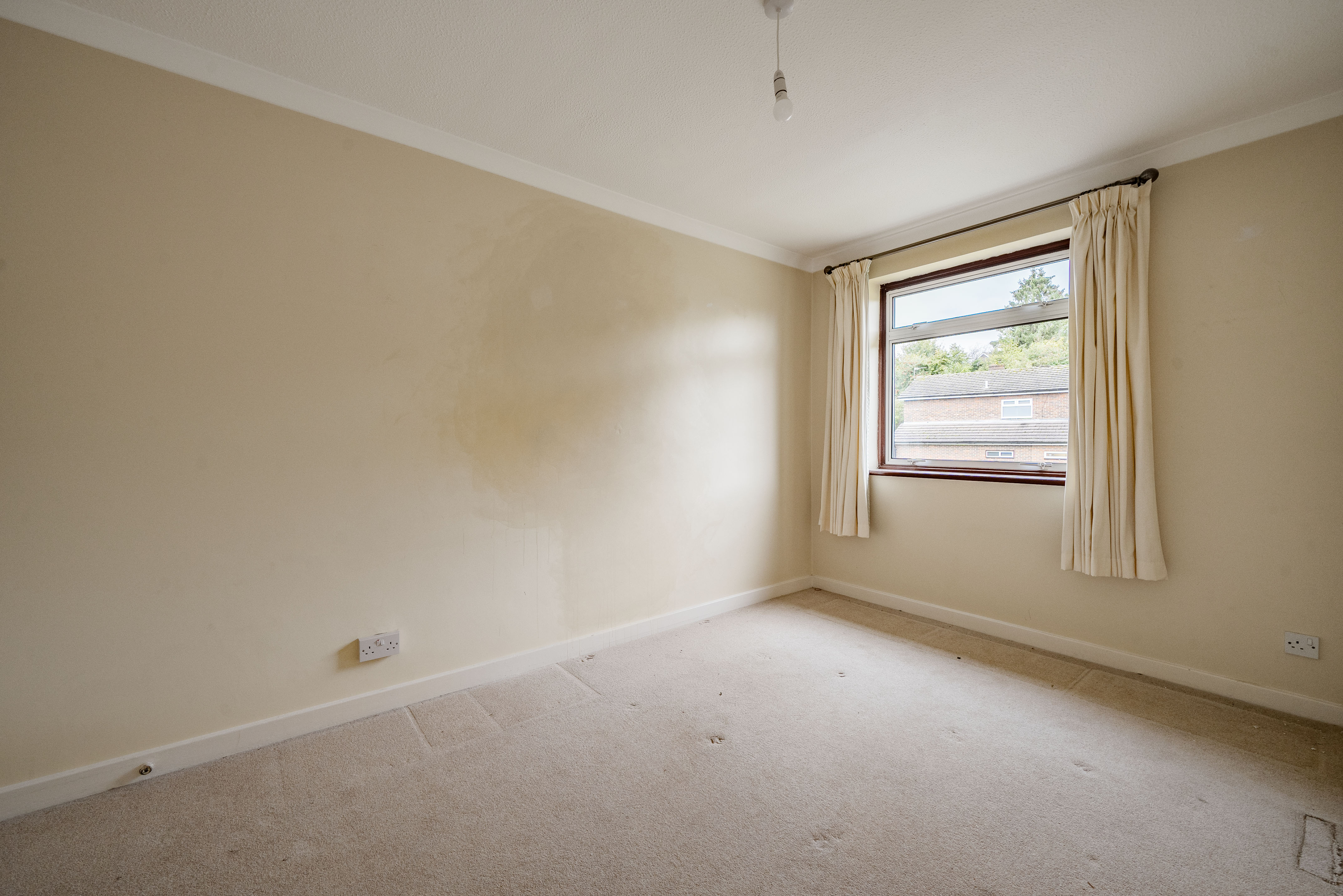 Rose Bushes, Epsom, KT17 Street