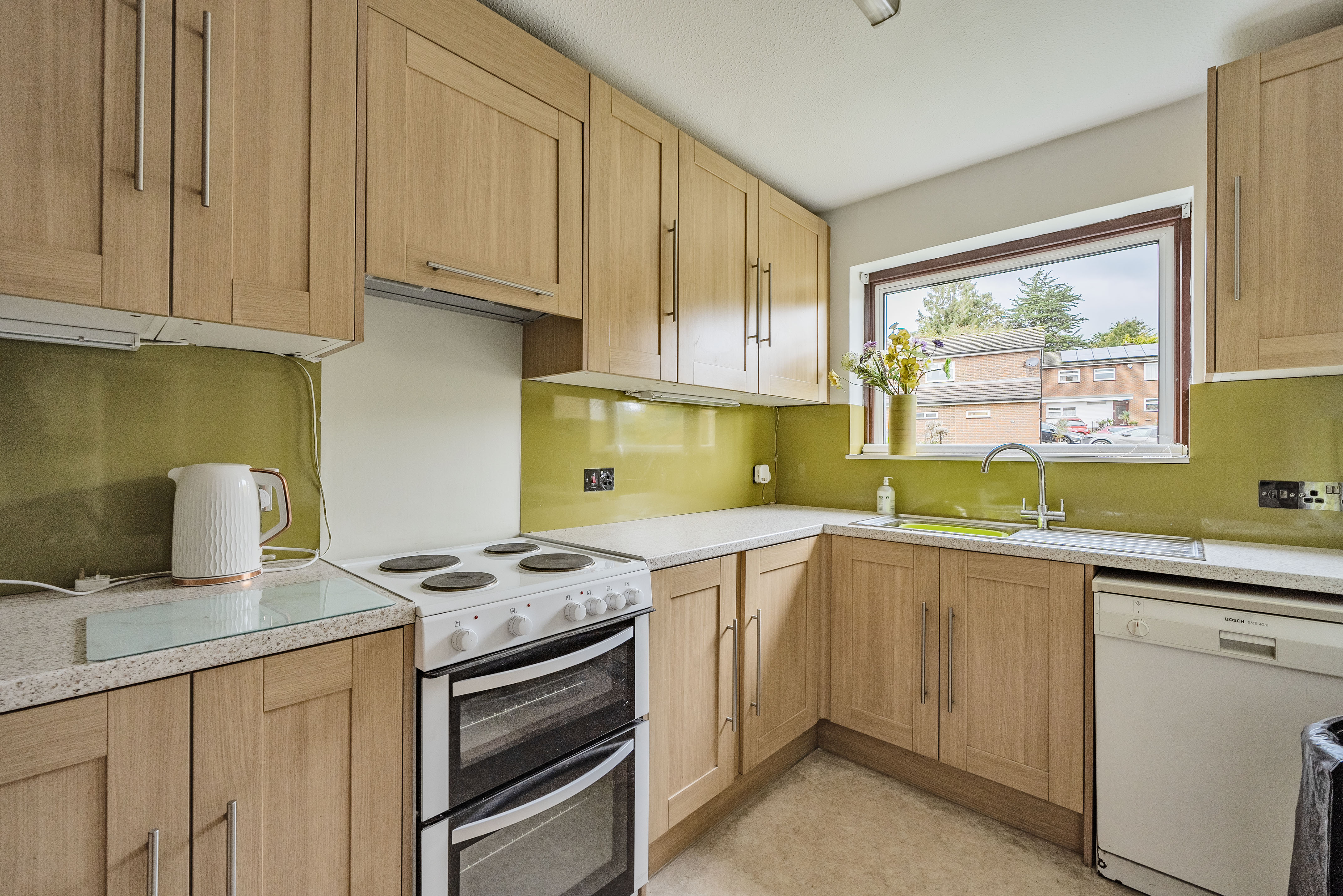 Rose Bushes, Epsom, KT17 Street