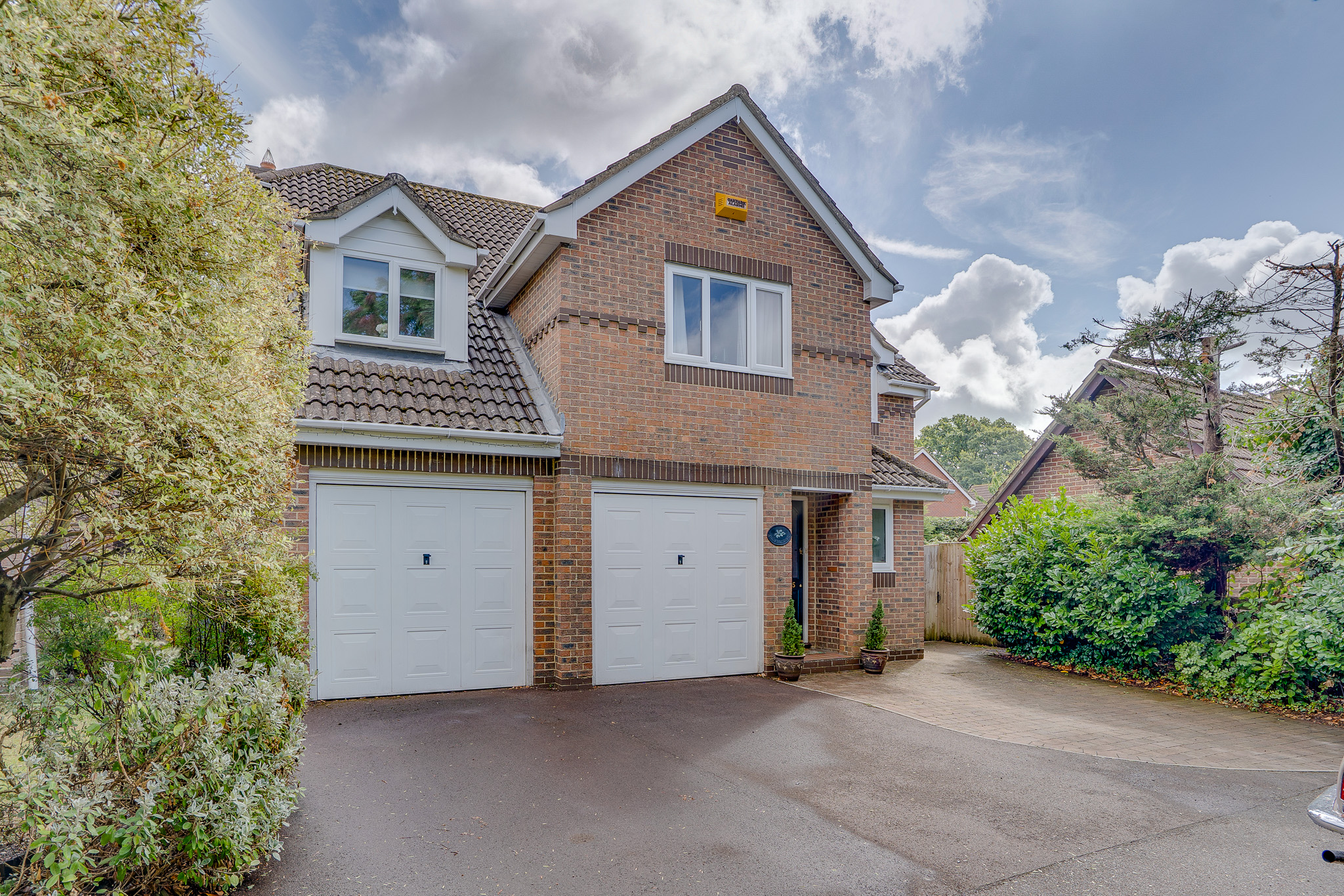 Botley Road, Fair Oak, SO50