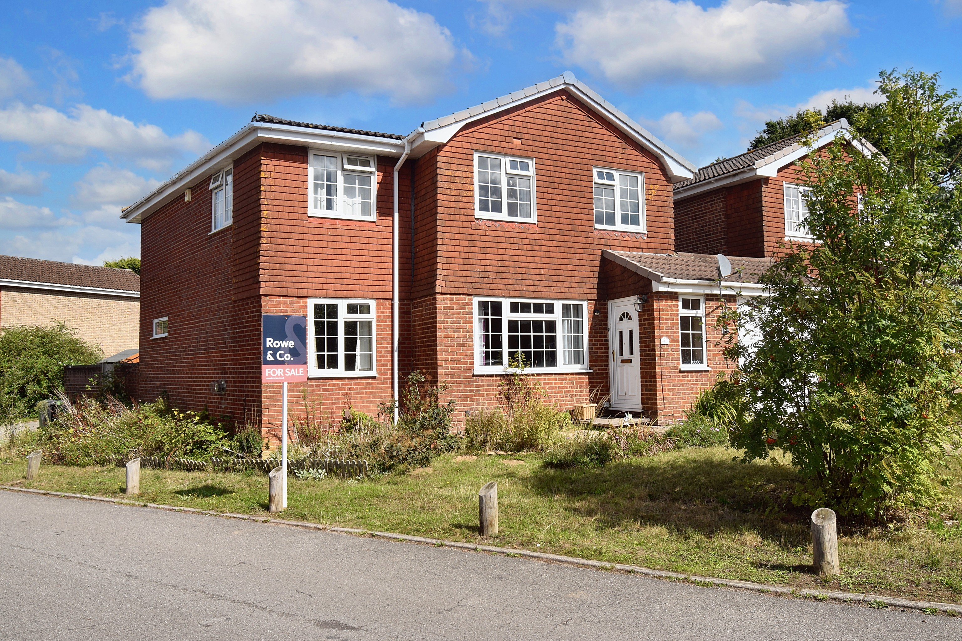 Fircroft Drive, Chandler’s Ford, SO53