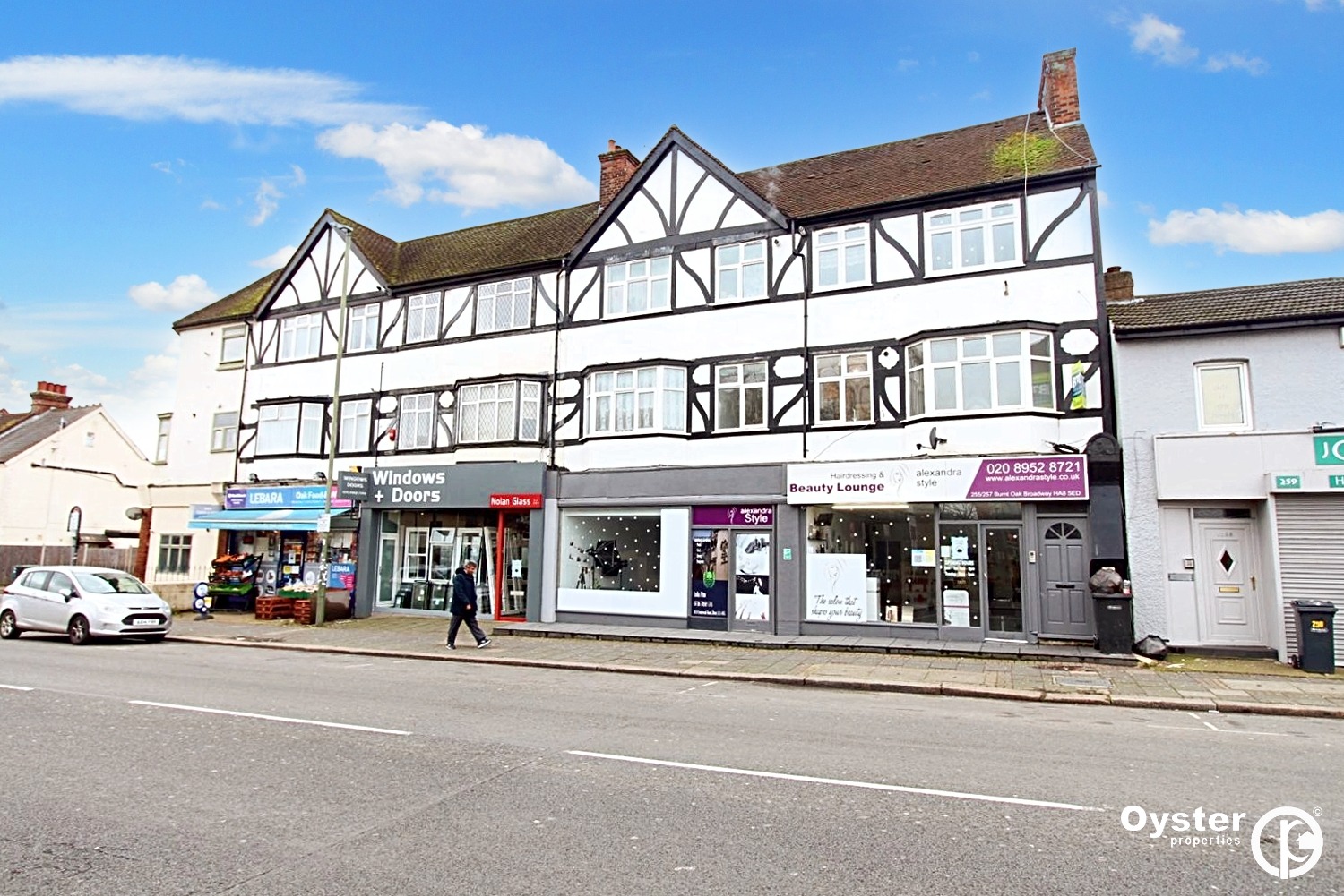 1 bed Apartment, Burnt Oak Broadway, Edgware, HA8