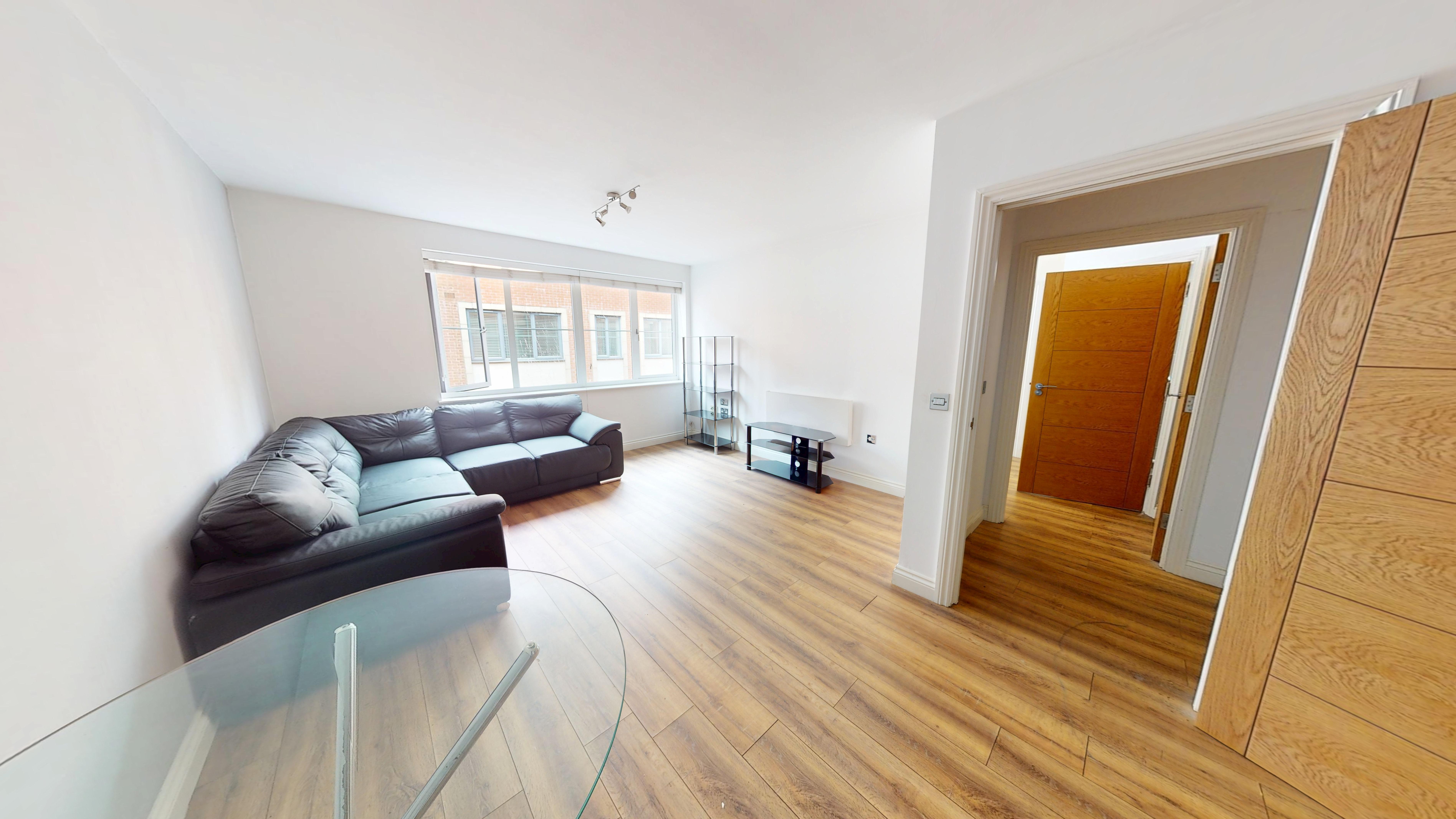 Mint Drive, Hockley, B18