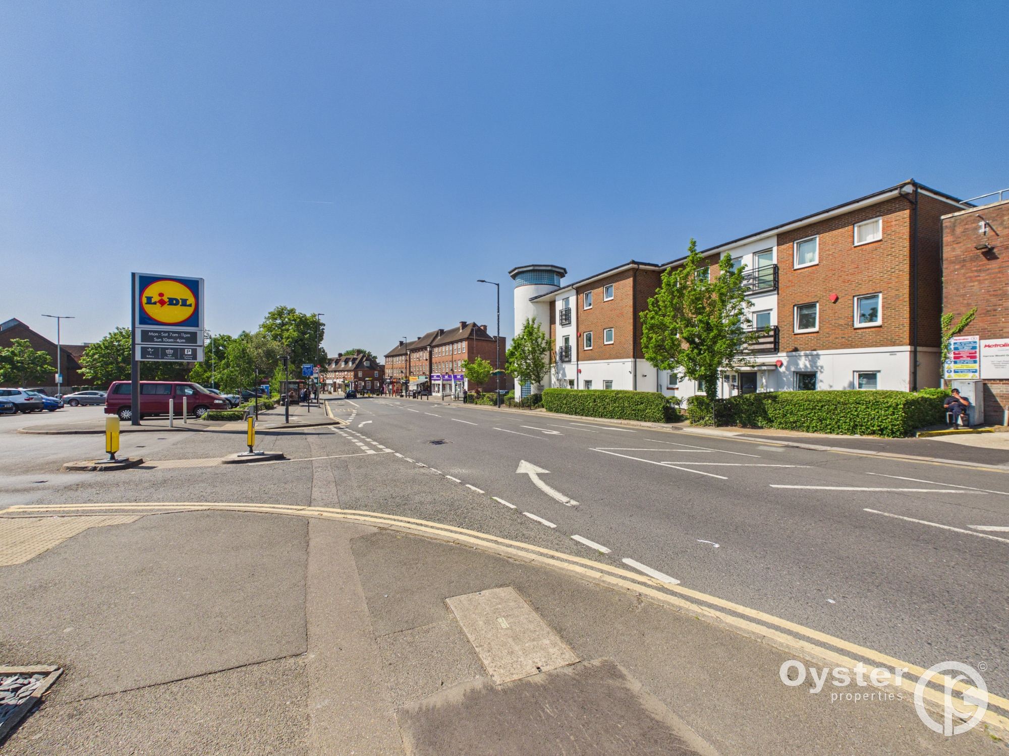 1 bed Apartment, High Road, Azure, HA3