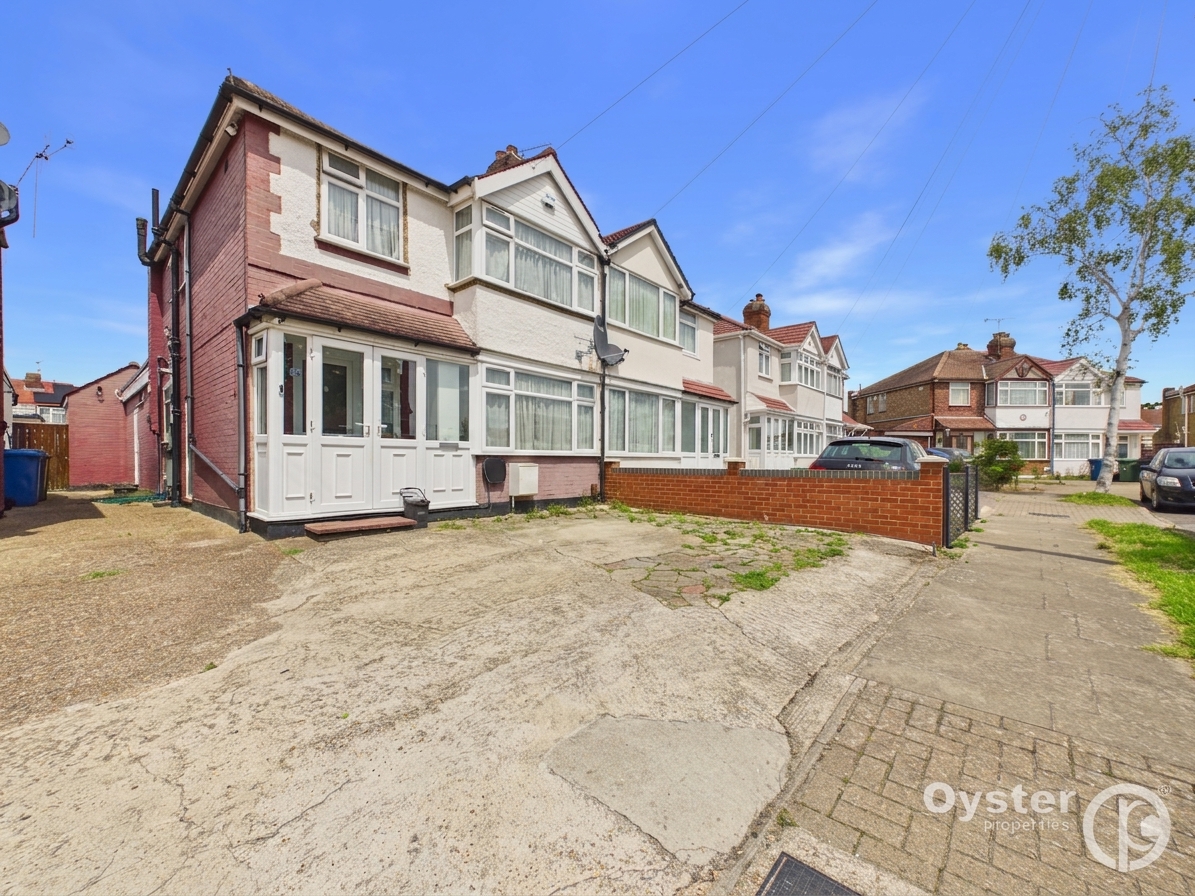 4 bed House, Morley Crescent East, Stanmore, HA7
