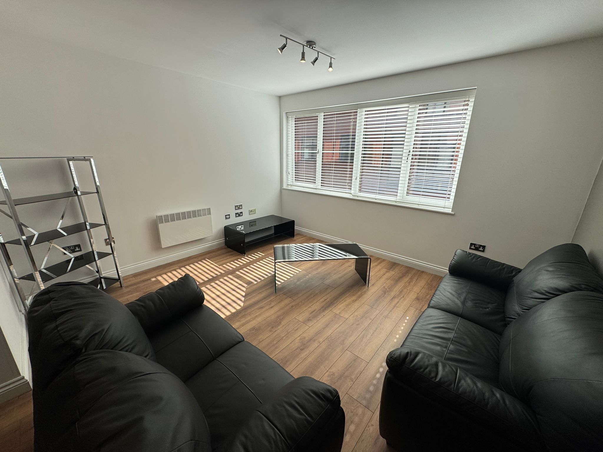 Mint Drive, Hockley, B18