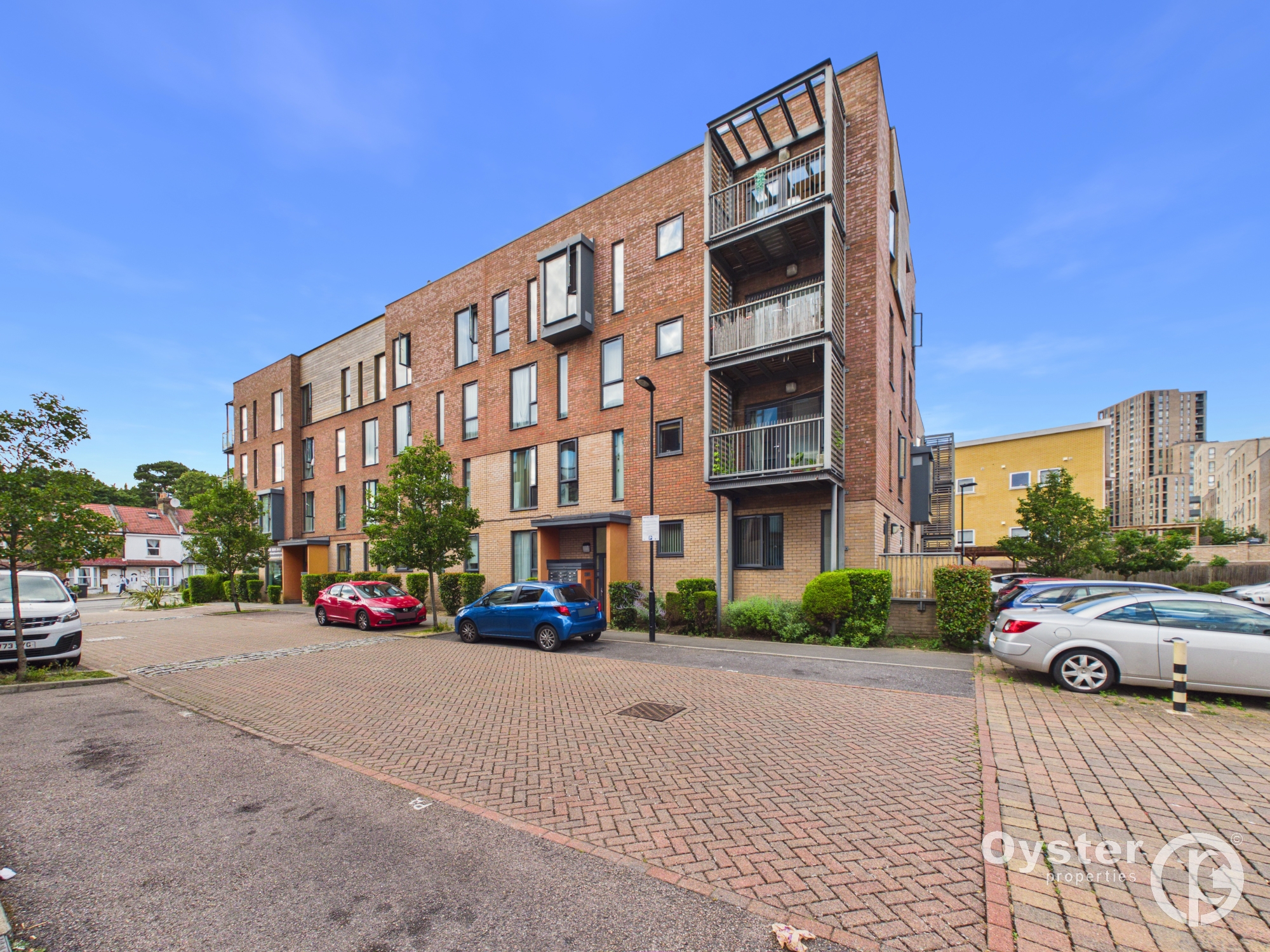 1 bed Flat, Mornington Close, Harvil Court, NW9