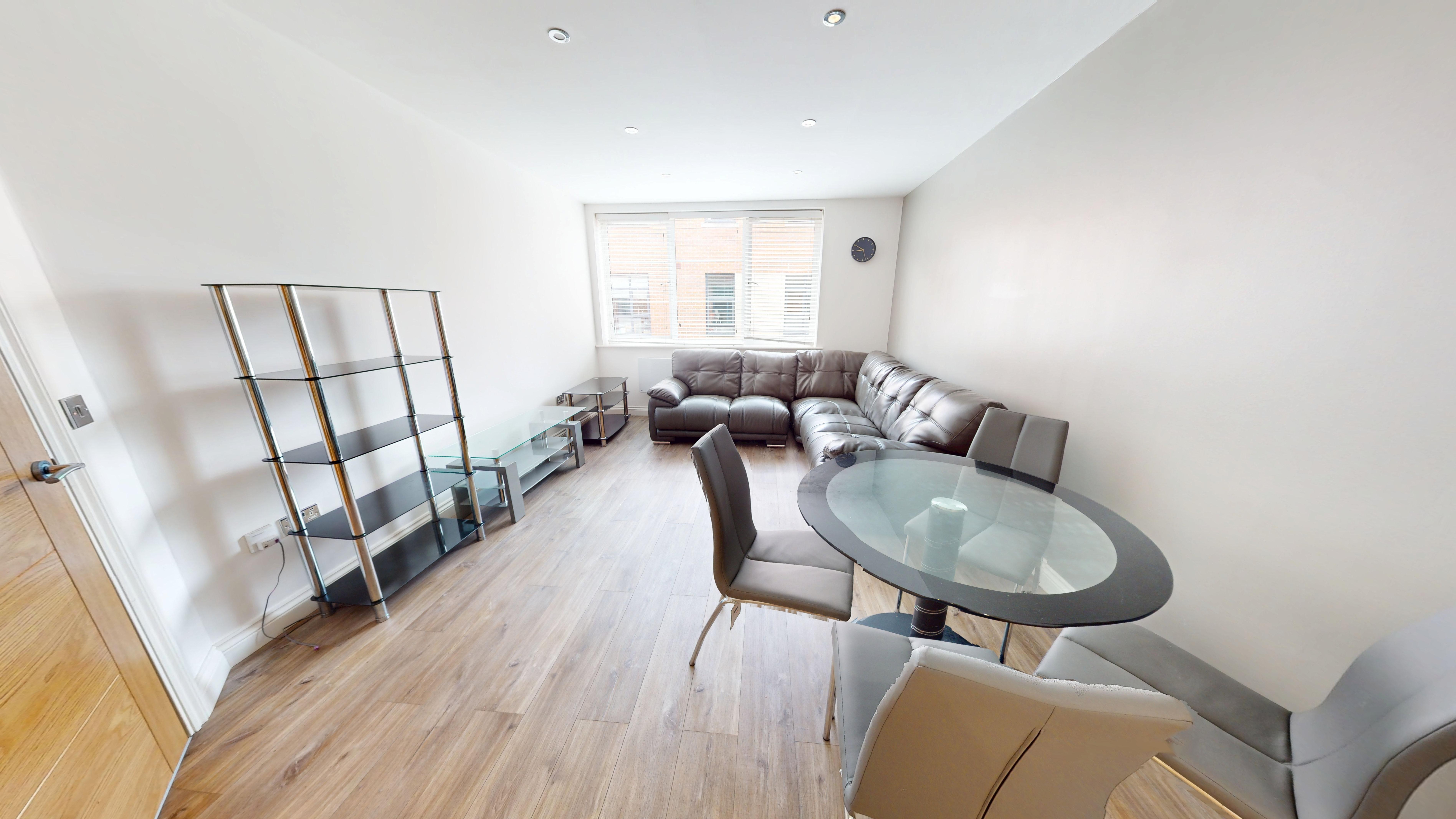 Mint Drive, Hockley, B18