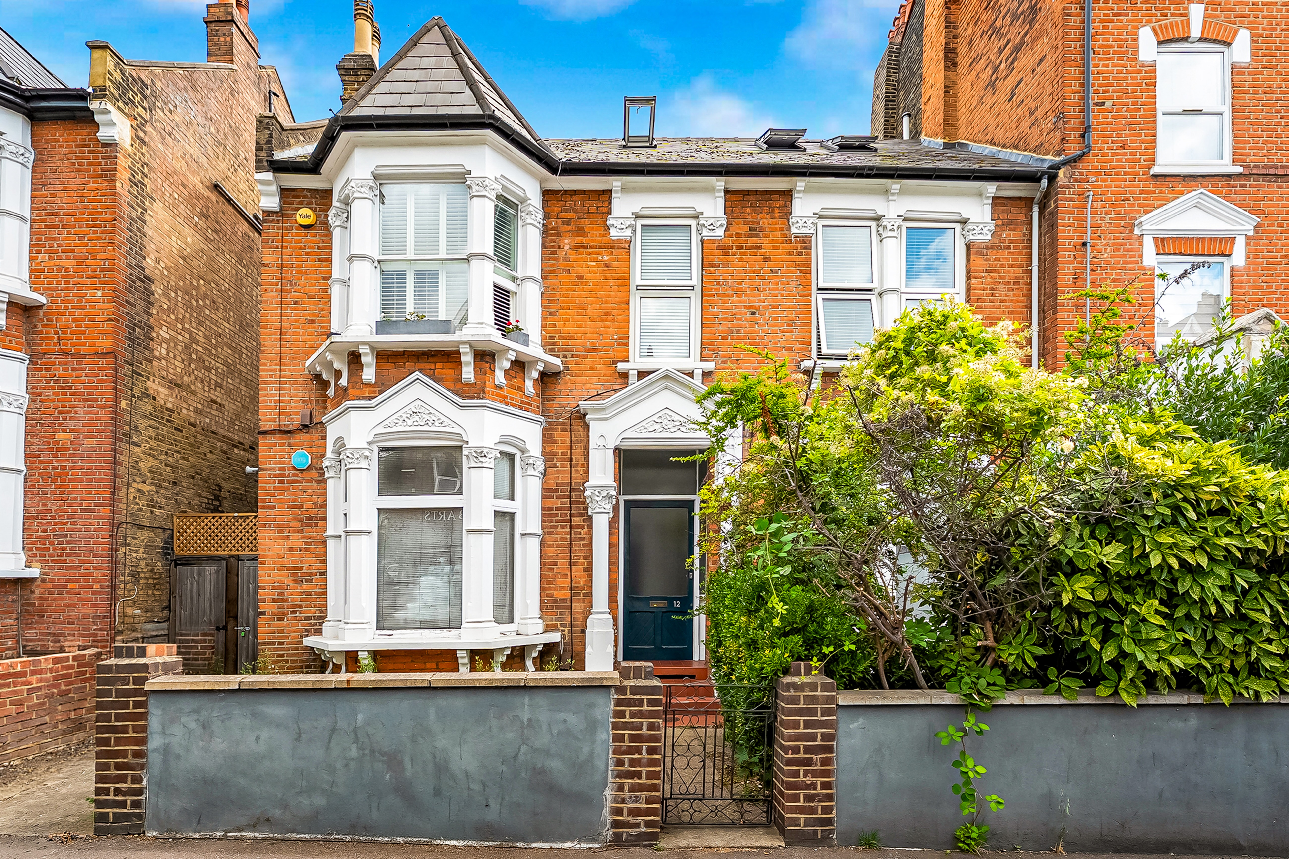Ferme Park Road, Stroud Green, N4