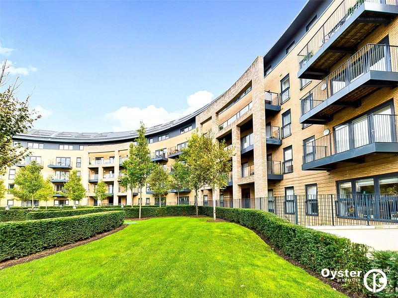 2 bed Apartment, Royal Court, Howard Road, HA7