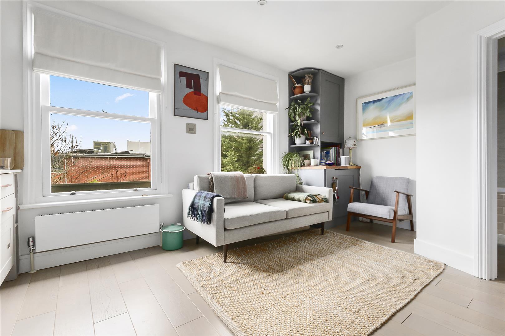 Wray Crescent, Stroud Green, N4
