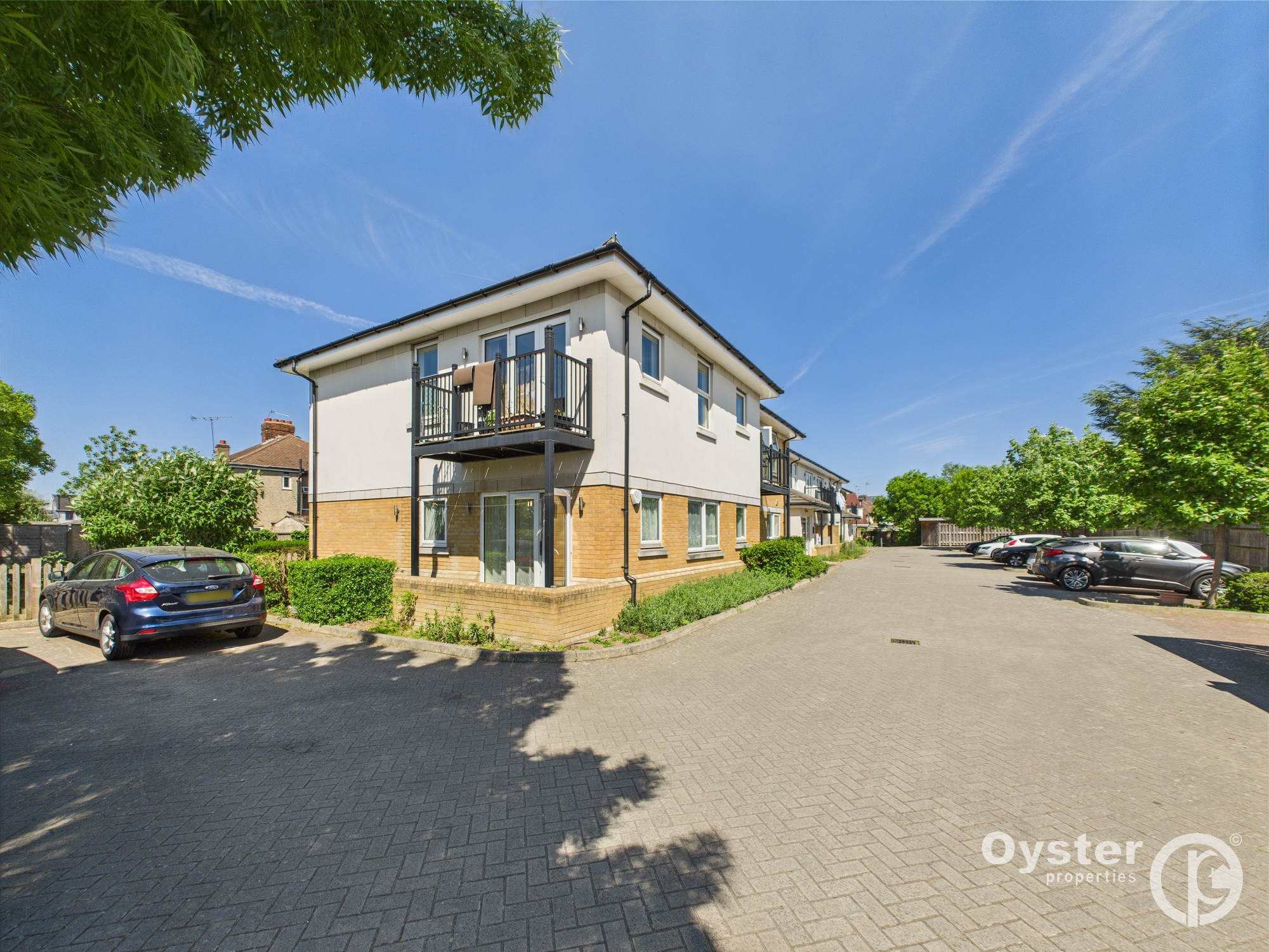 2 bed Flat, Hedera Place, Helix Court Hedera Place, TW4