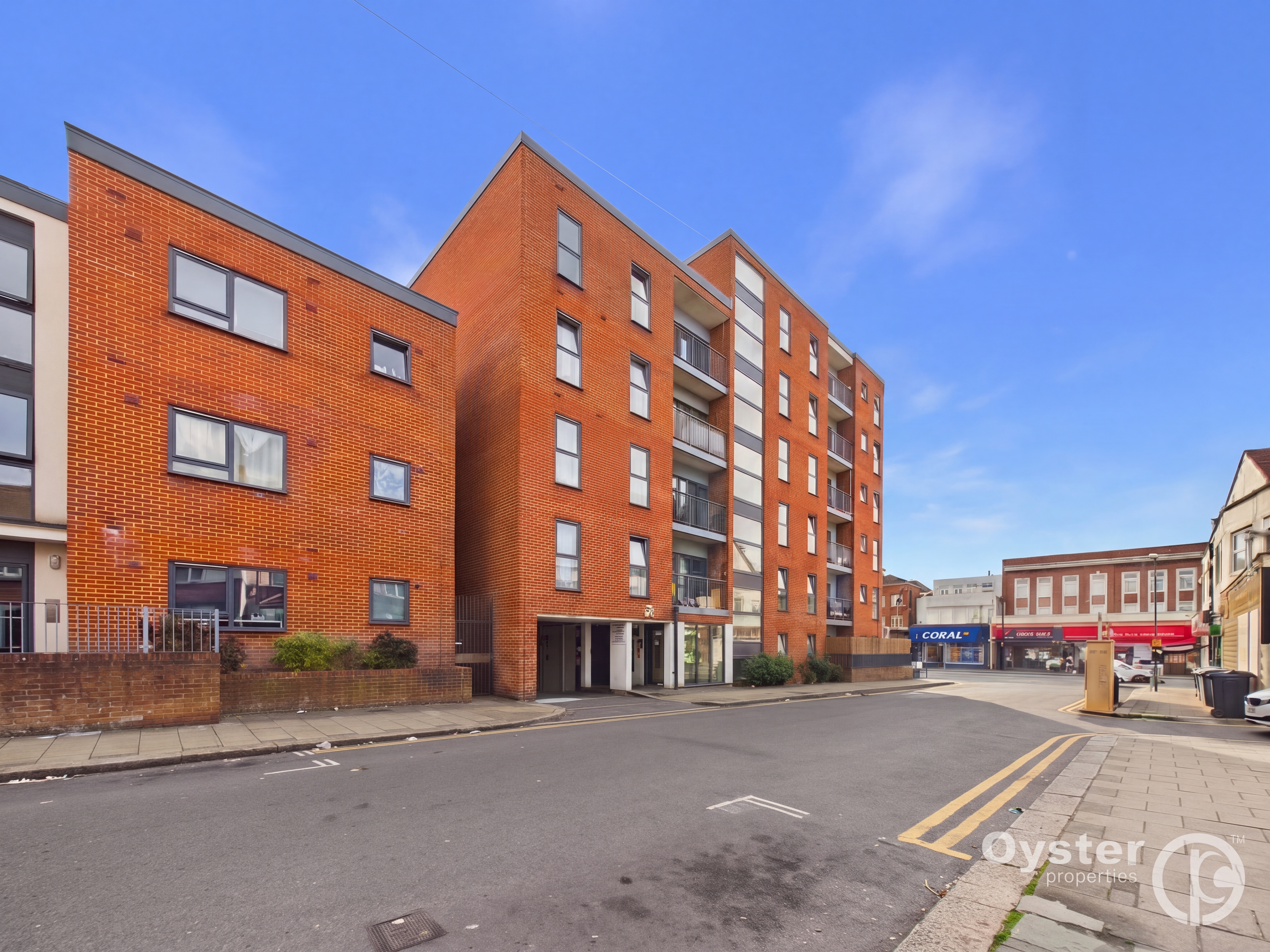 2 bed Flat, Grant Road, Sunset House Grant Road, HA3