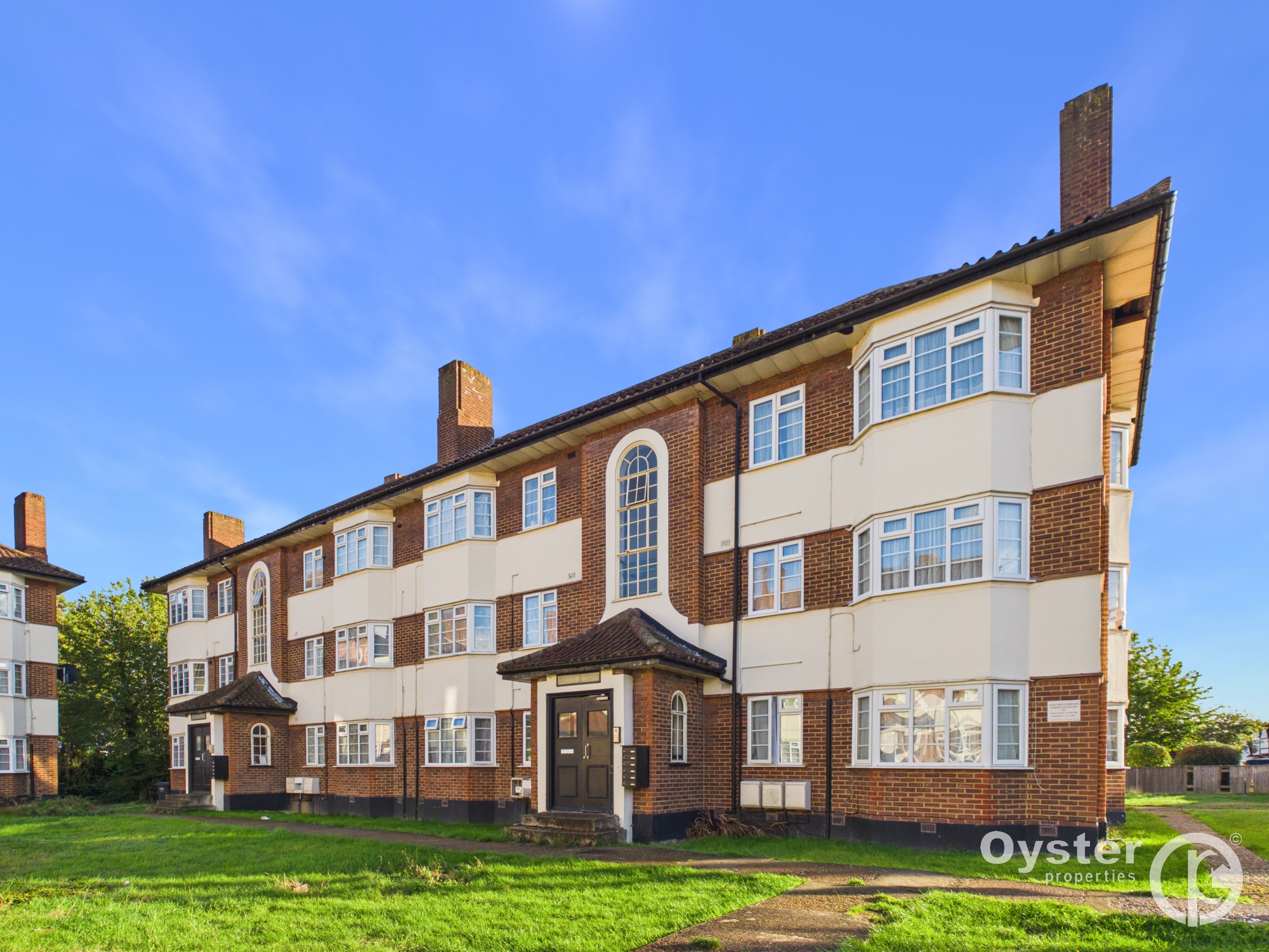 2 bed Flat, Bishop Ken Road, Harrow, HA3