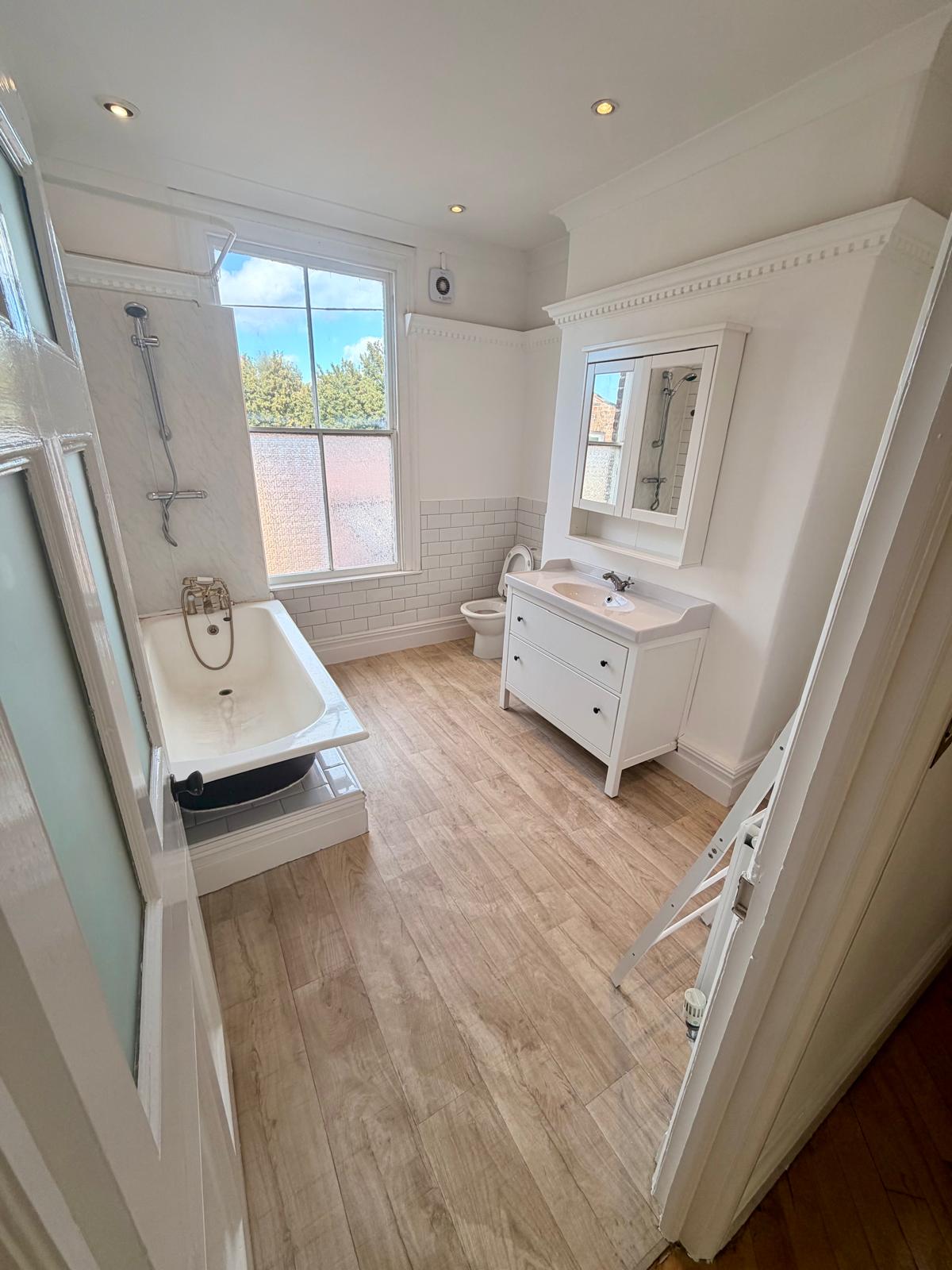 High Street, Woolton, L25 property photograph