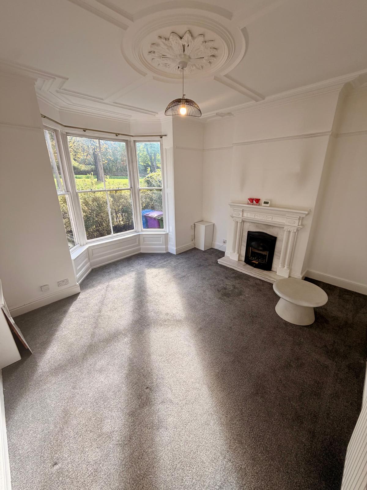 High Street, Woolton, L25 property photograph