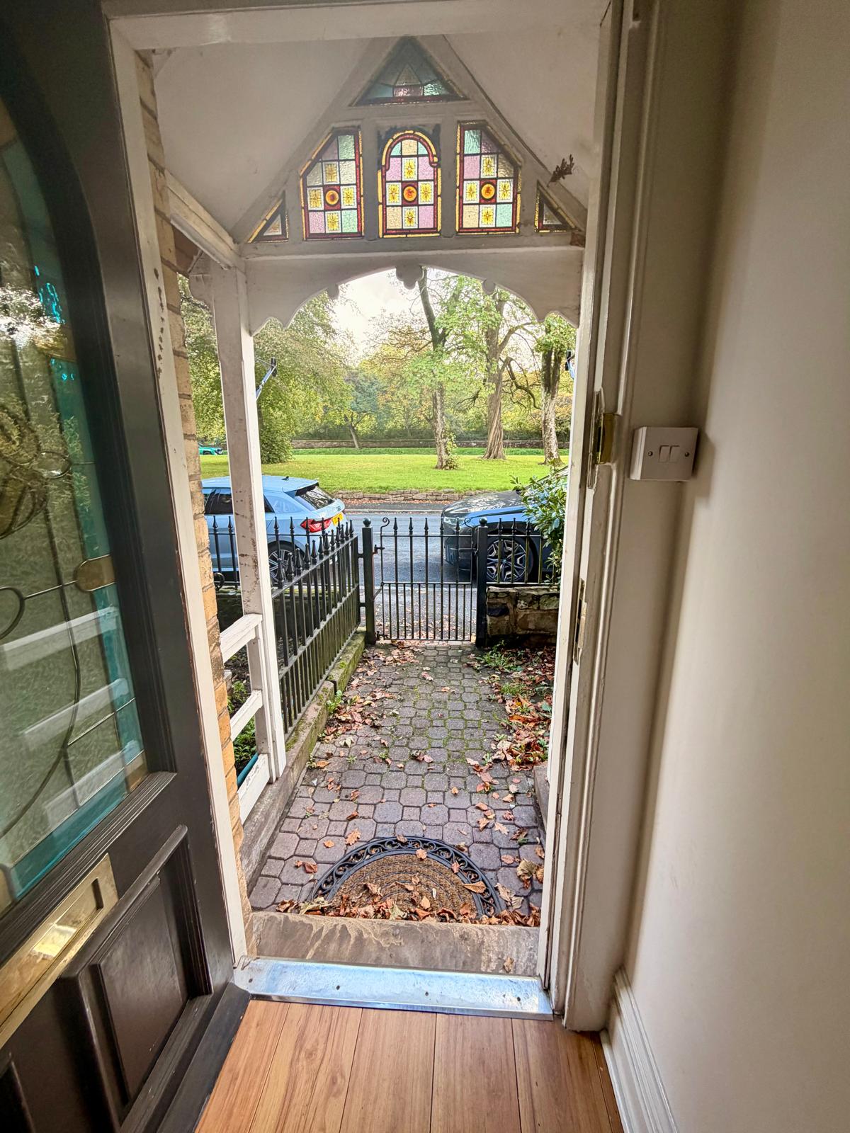 High Street, Woolton, L25 property photograph