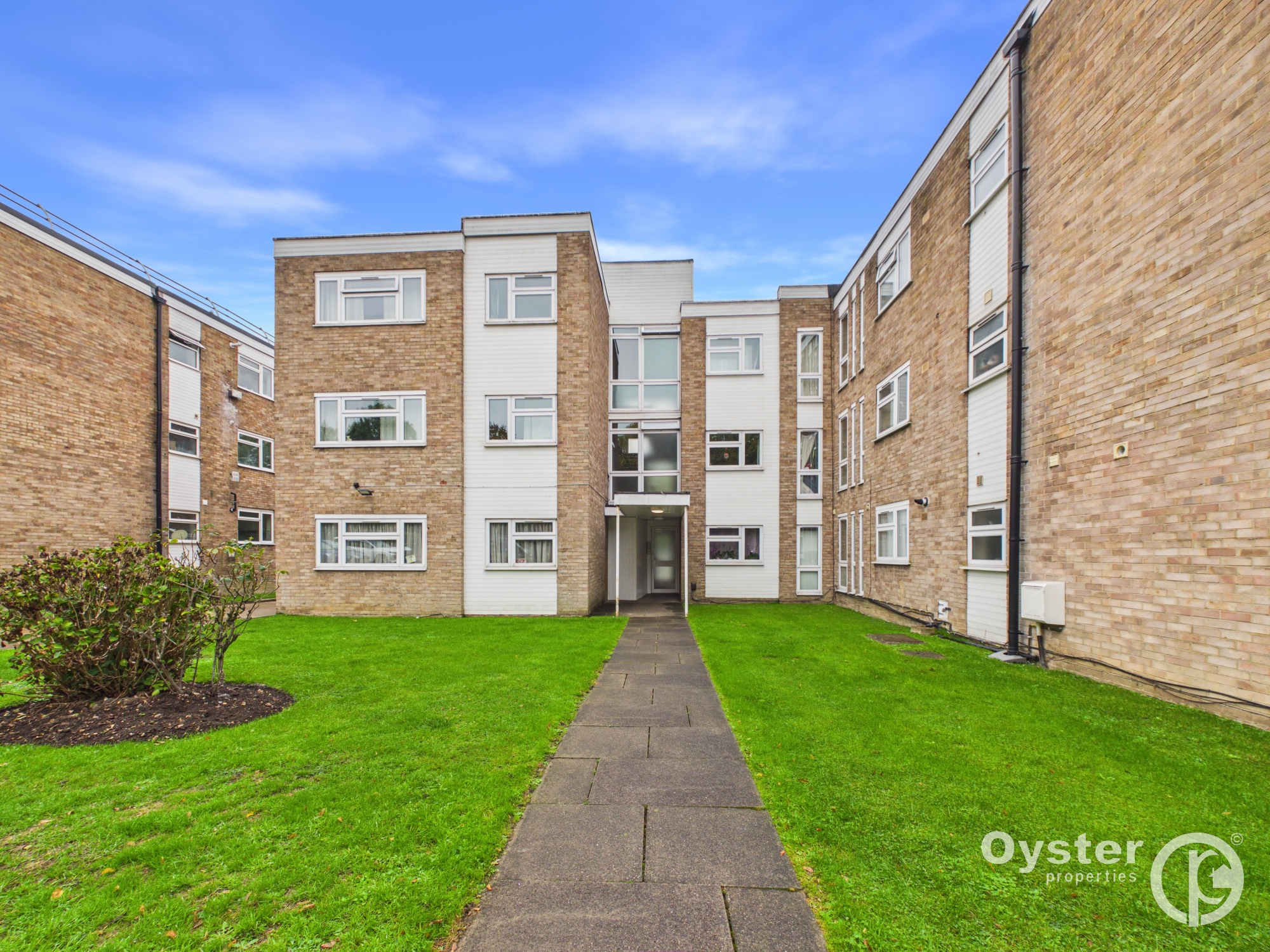 2 bed Flat, London Road, Stanmore, HA7