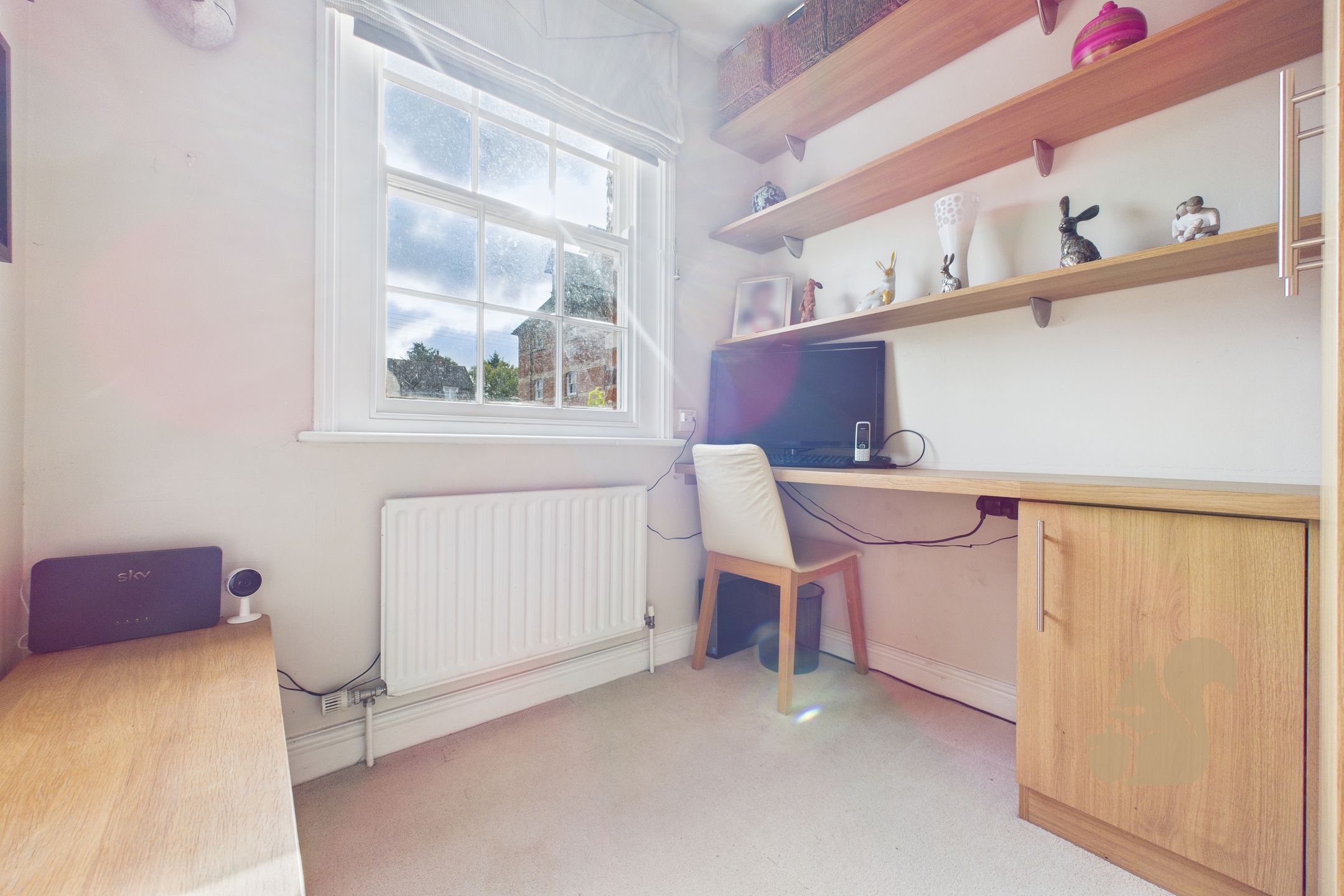 CAM04004G0-PR0442-STILL002