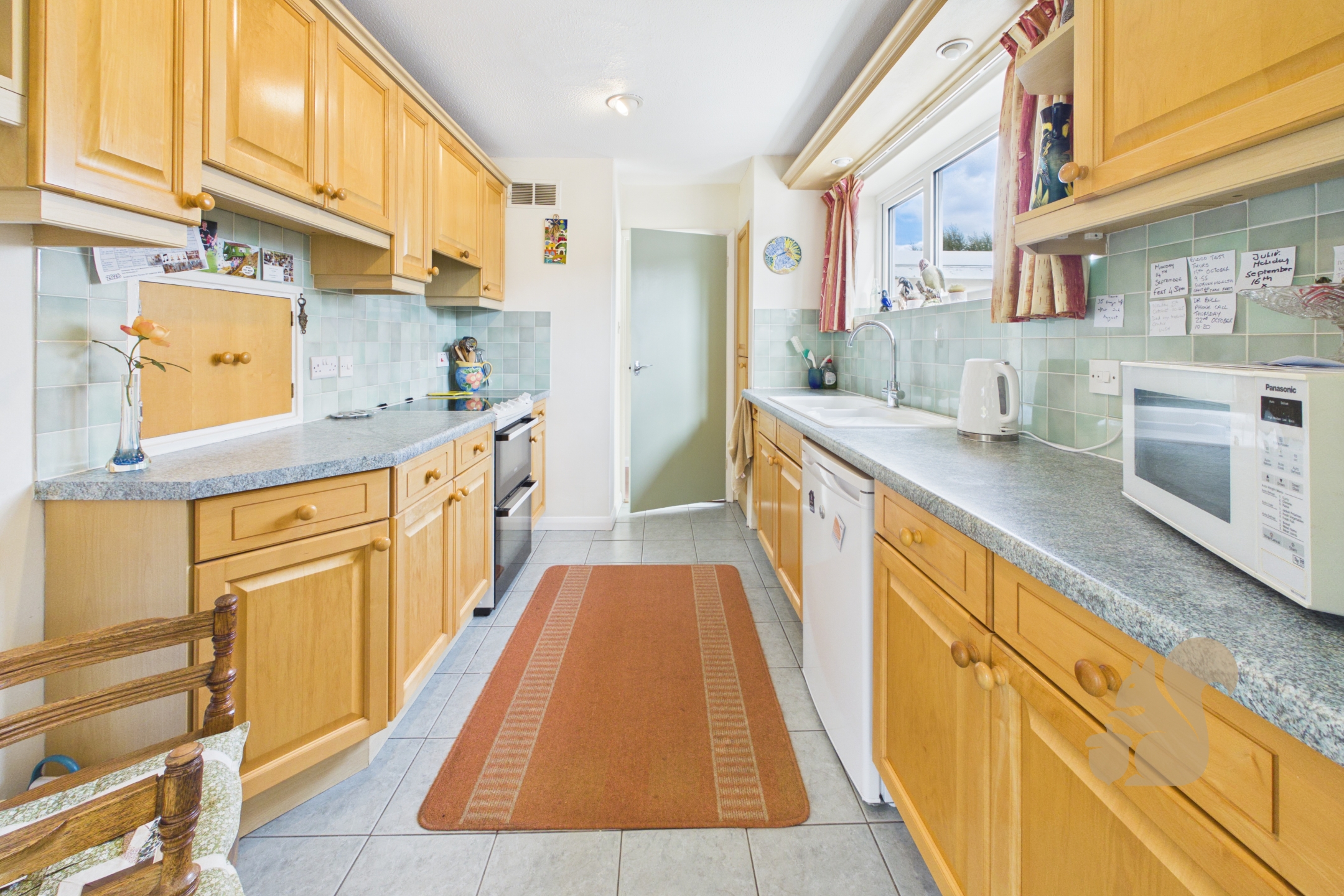 CAM04611G0-PR0099-STILL013