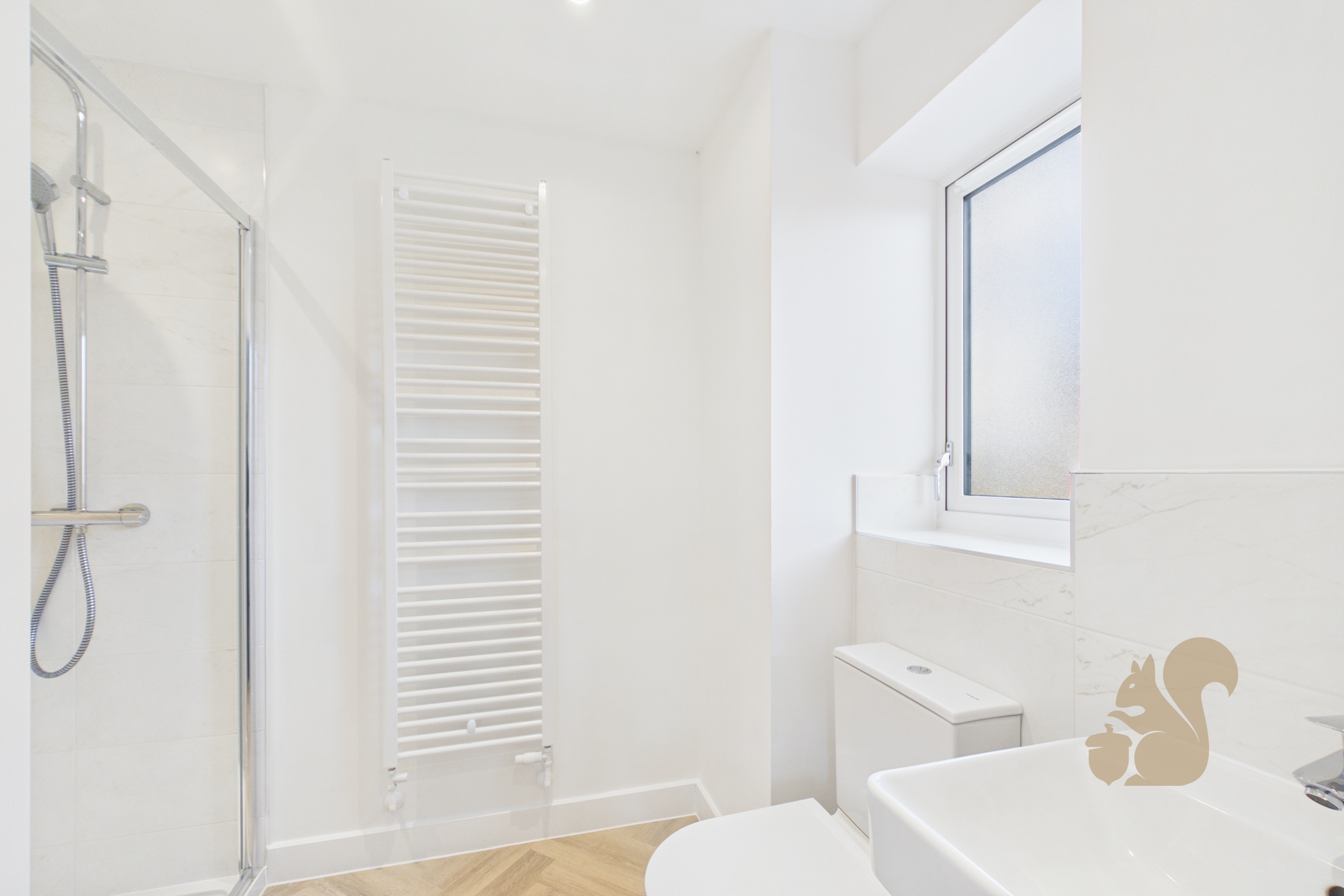 CAM01814G0-PR0184-STILL010