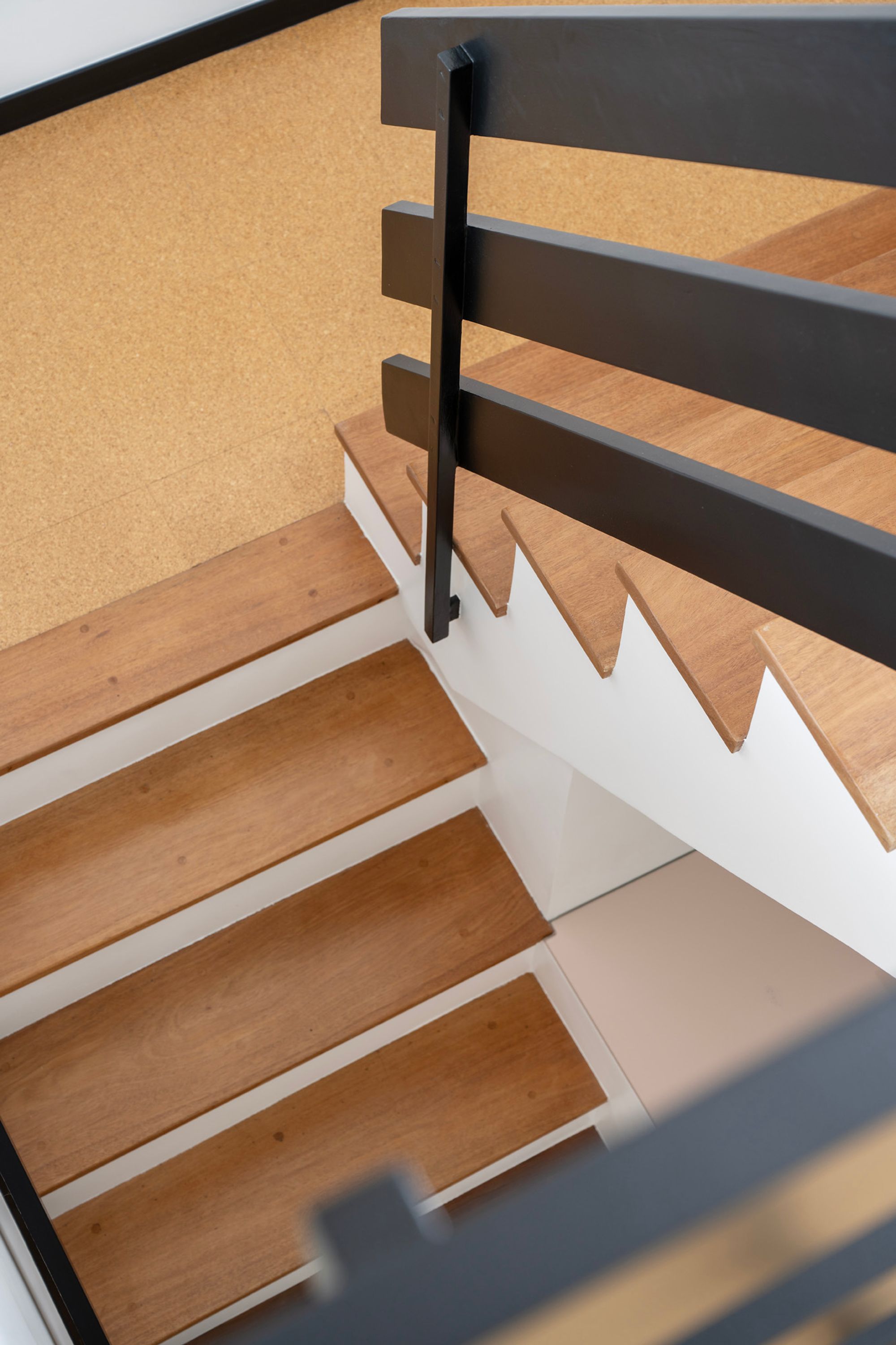 Stairs-Kingsland-Primrose-Hill-NW8-35_Lo