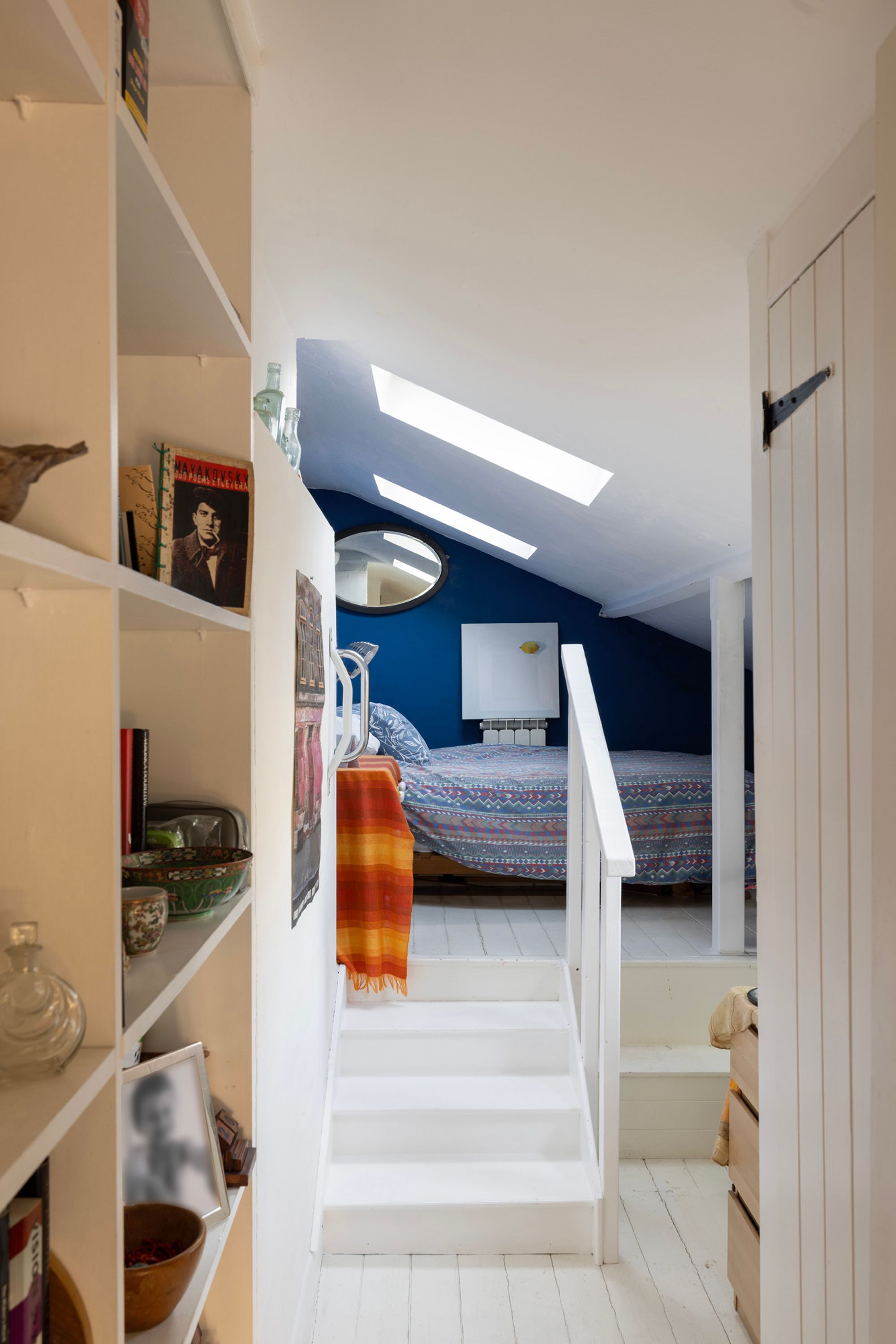 Bedroom-Gibraltar-Walk-Shoreditch-E2-4_Lo