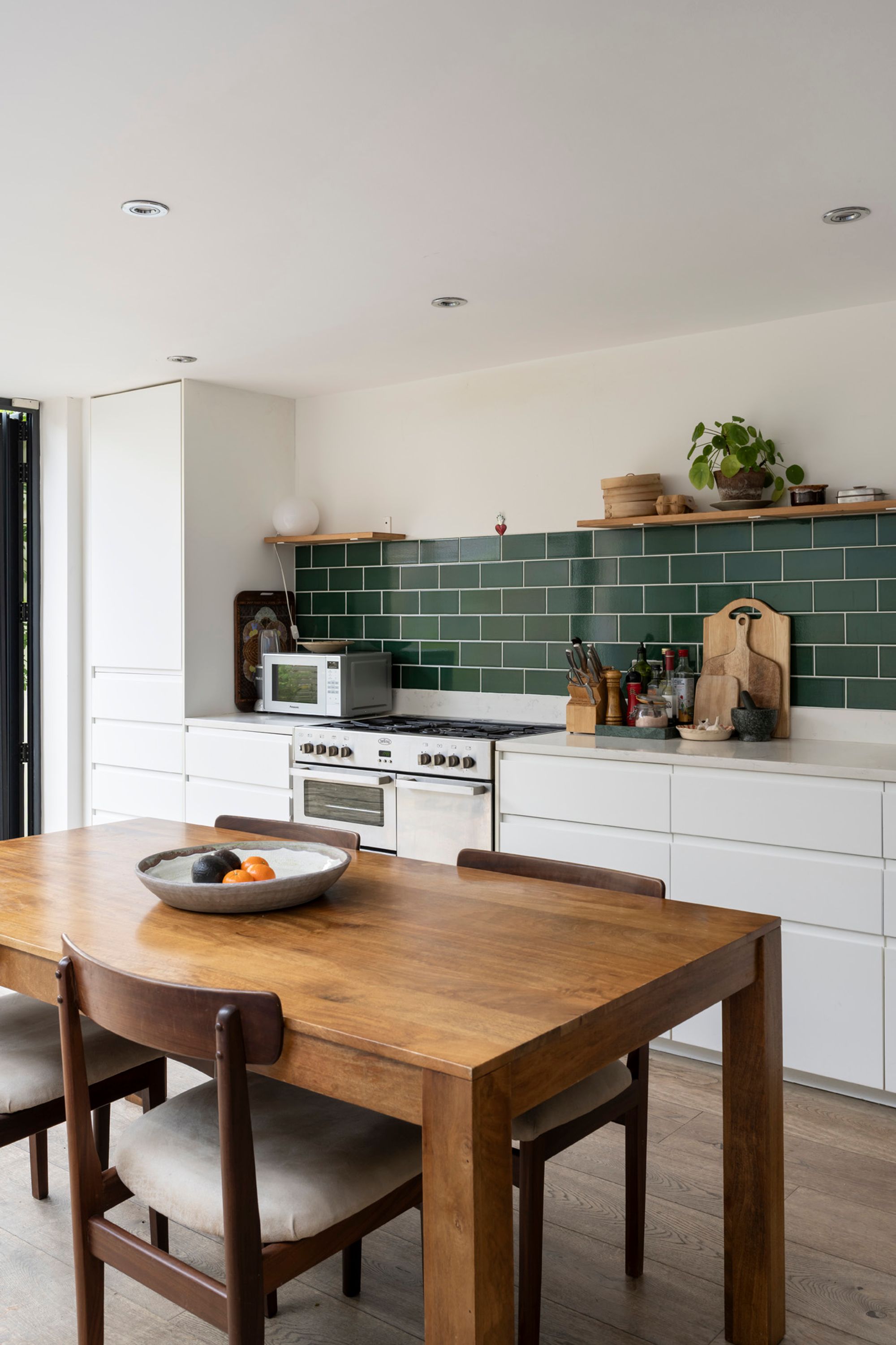 SOH-Howden-Street-Kitchen-Dining-11_Lo