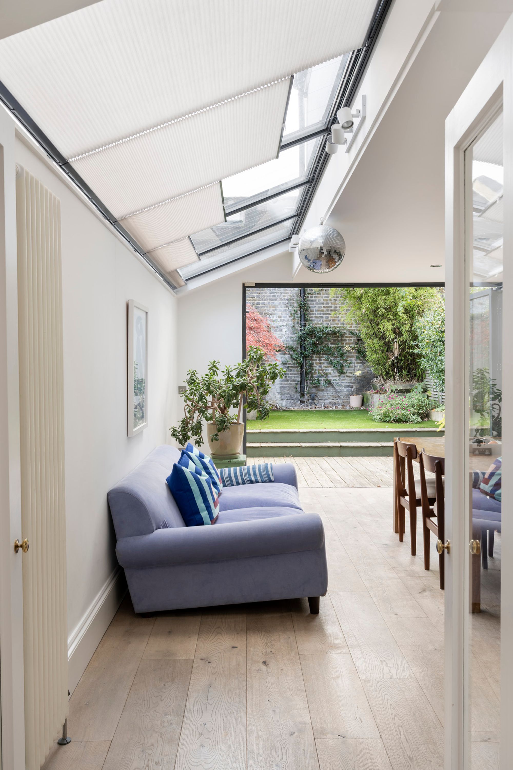 SOH-Howden-Street-Kitchen-Dining-10_Lo