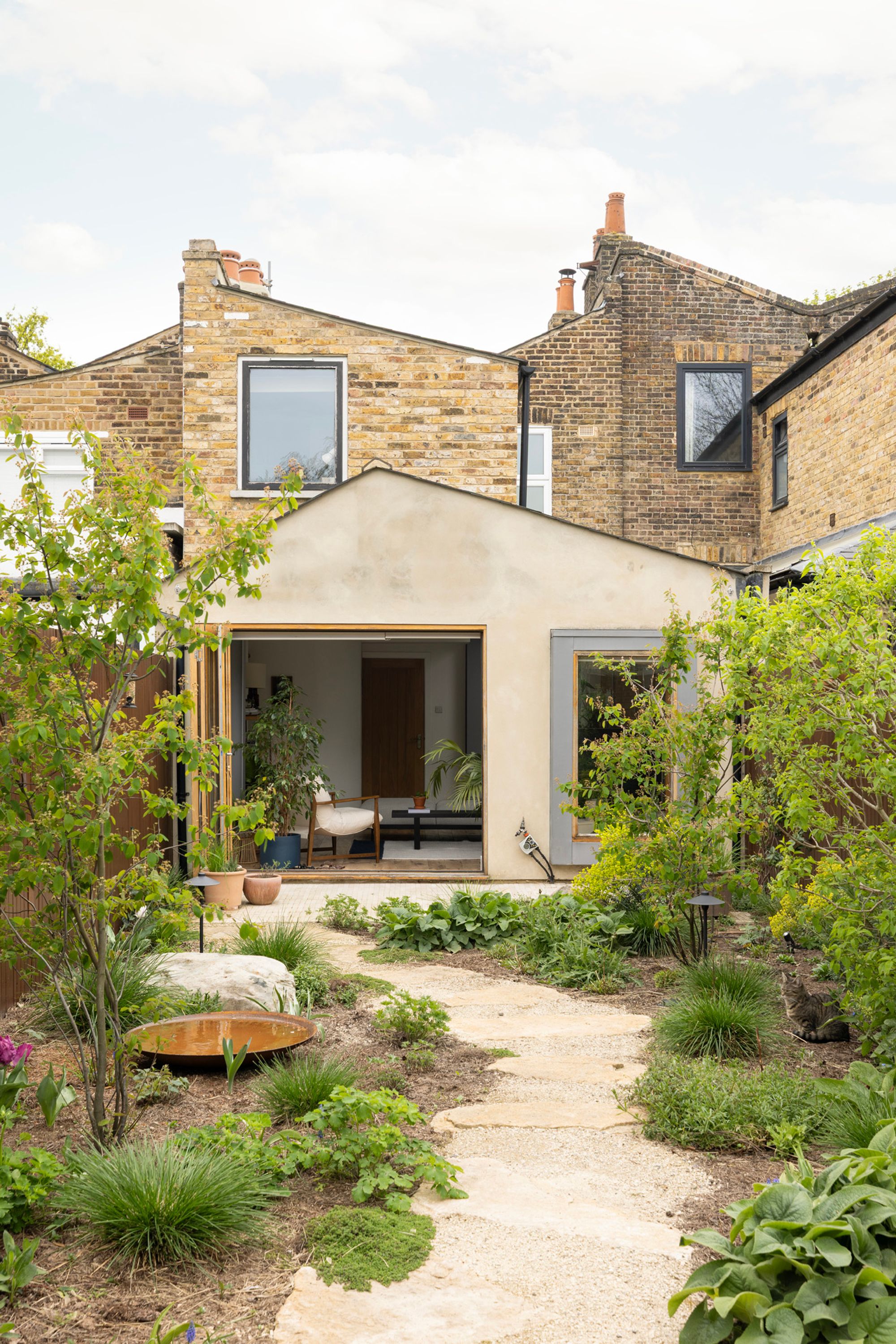 Story-Of-Home-Garden-Gordon-Road-Peckham-SE15-18_Lo