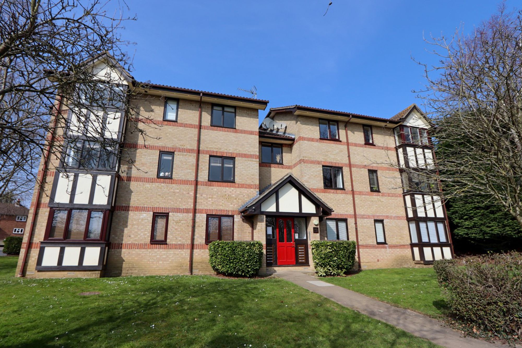 Woodland Grove, Epping, CM16