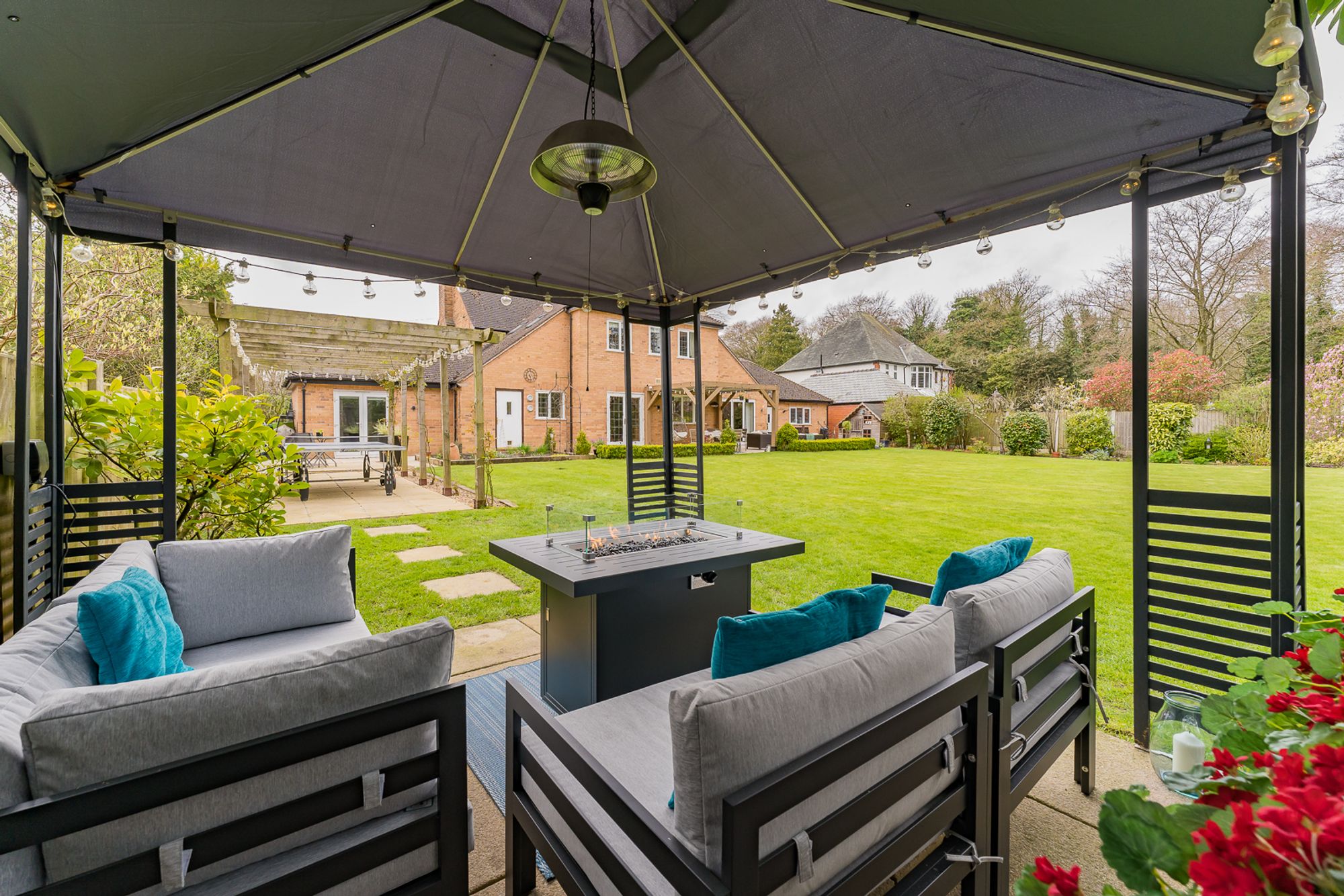 Beechwood Lane, Culcheth, WA3