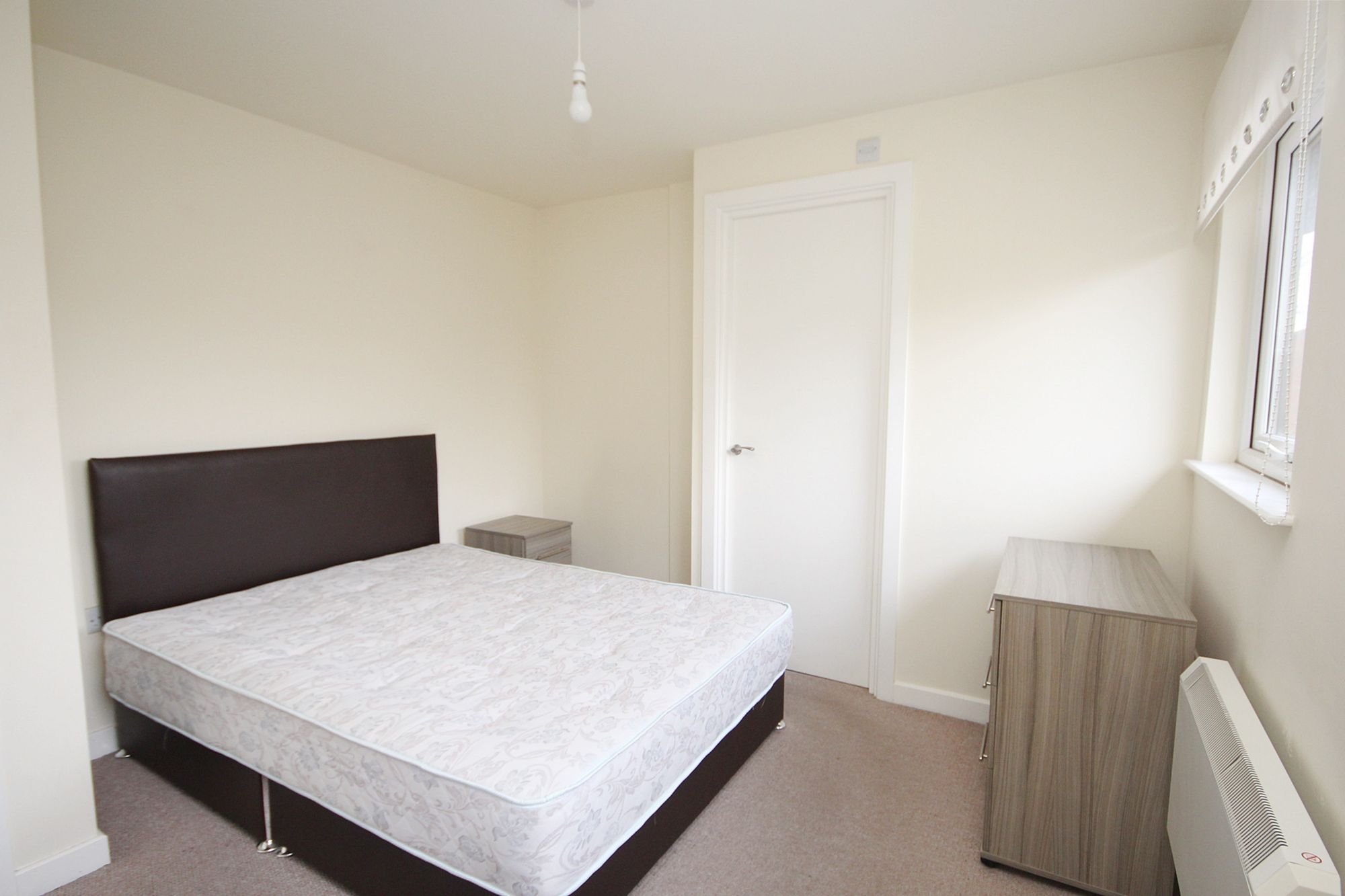 Hamnett Court, Birchwood, WA3