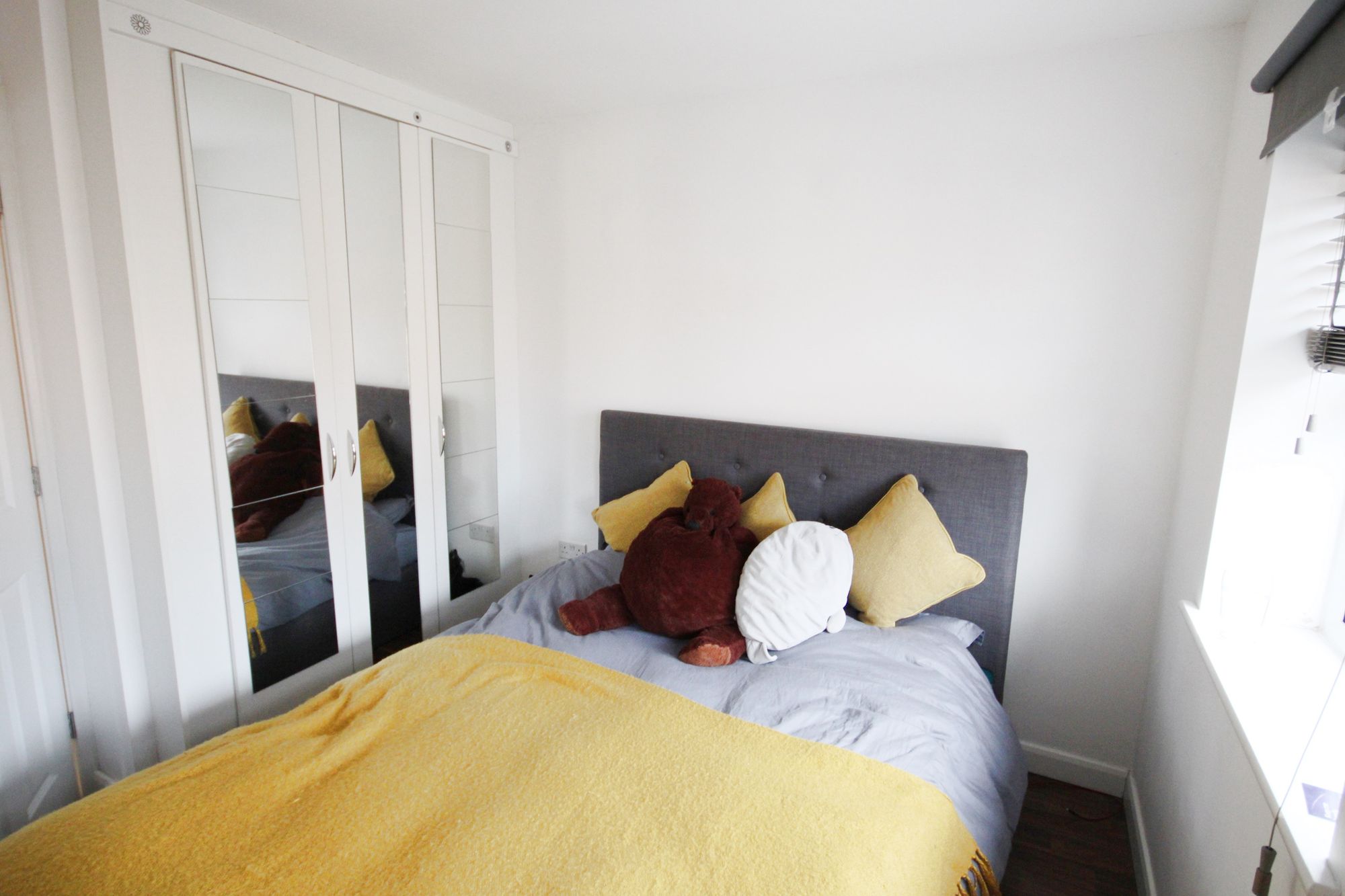 Palmdale Gardens, Warrington