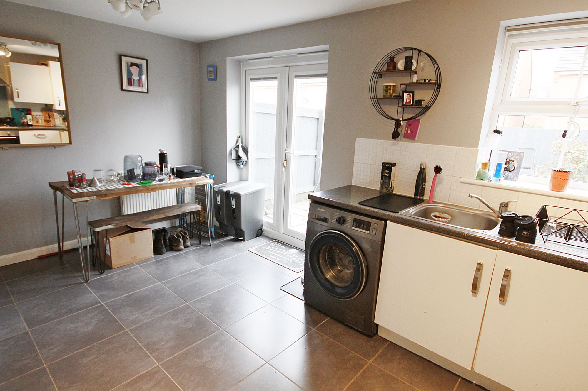 Palmdale Gardens, Warrington