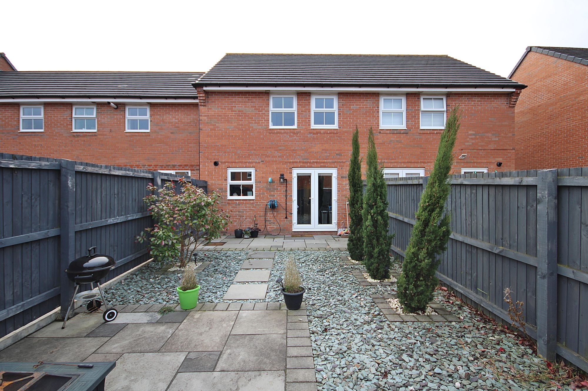 Palmdale Gardens, Warrington