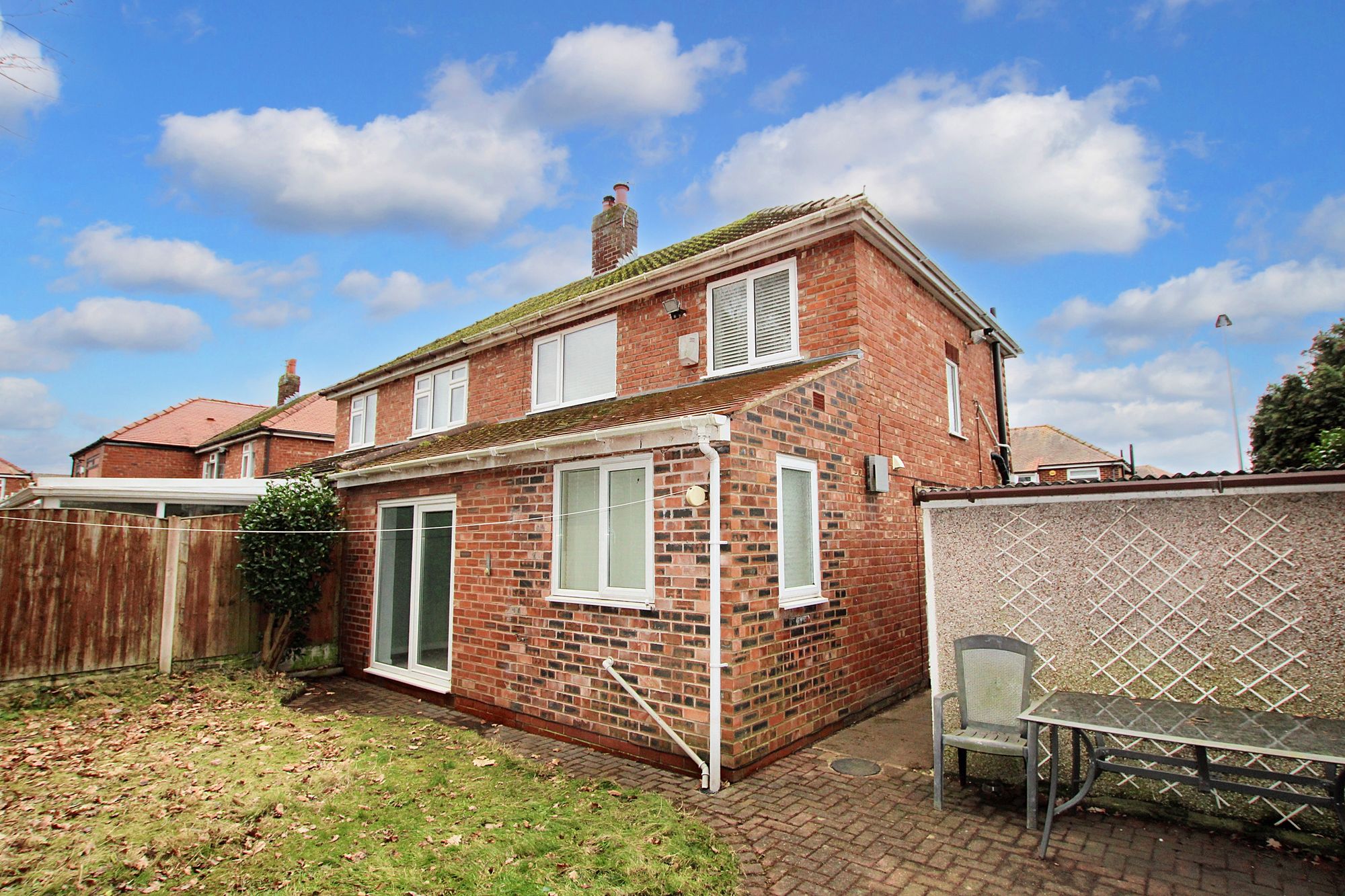 Baron Close, Warrington