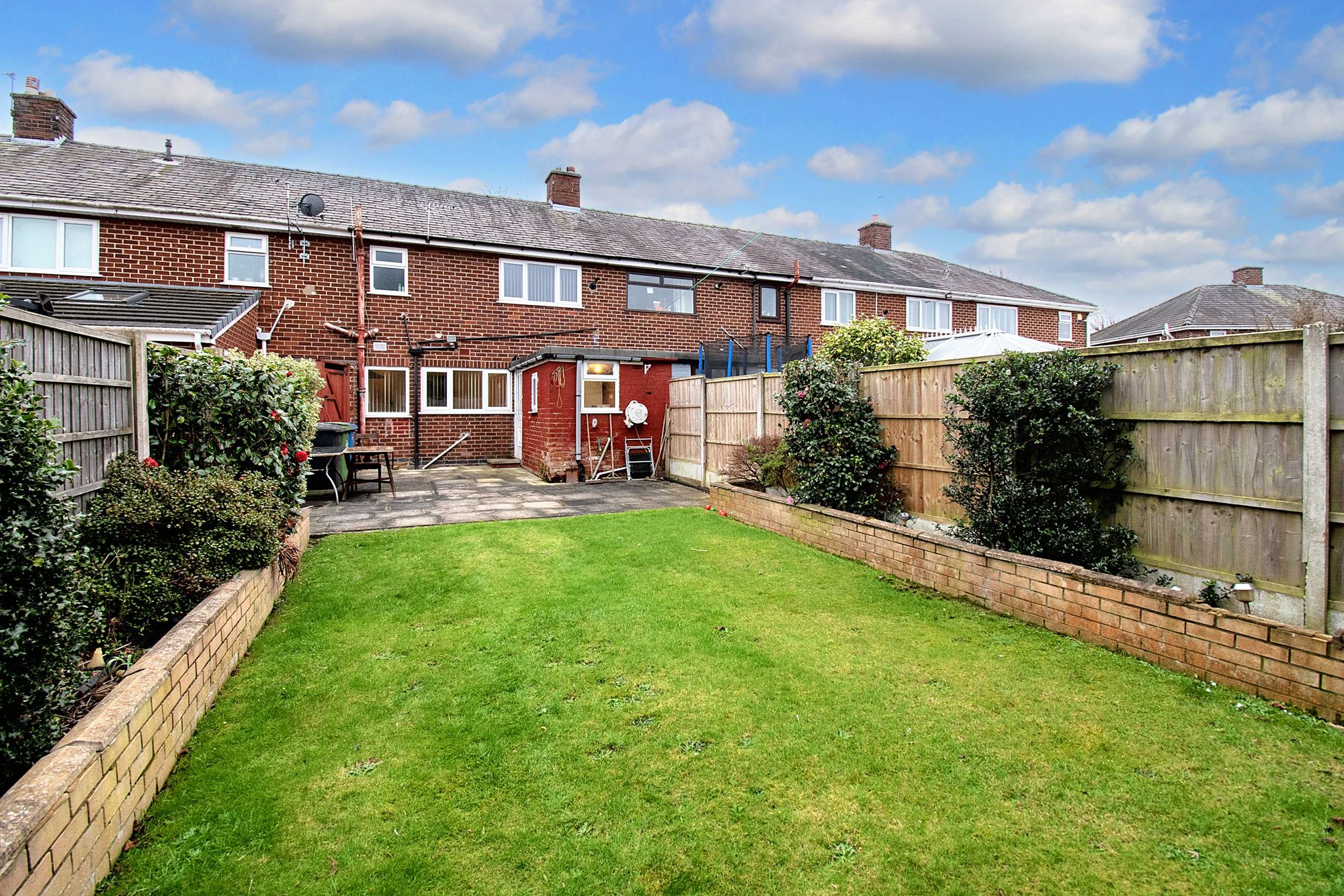 Poplars Avenue, Warrington