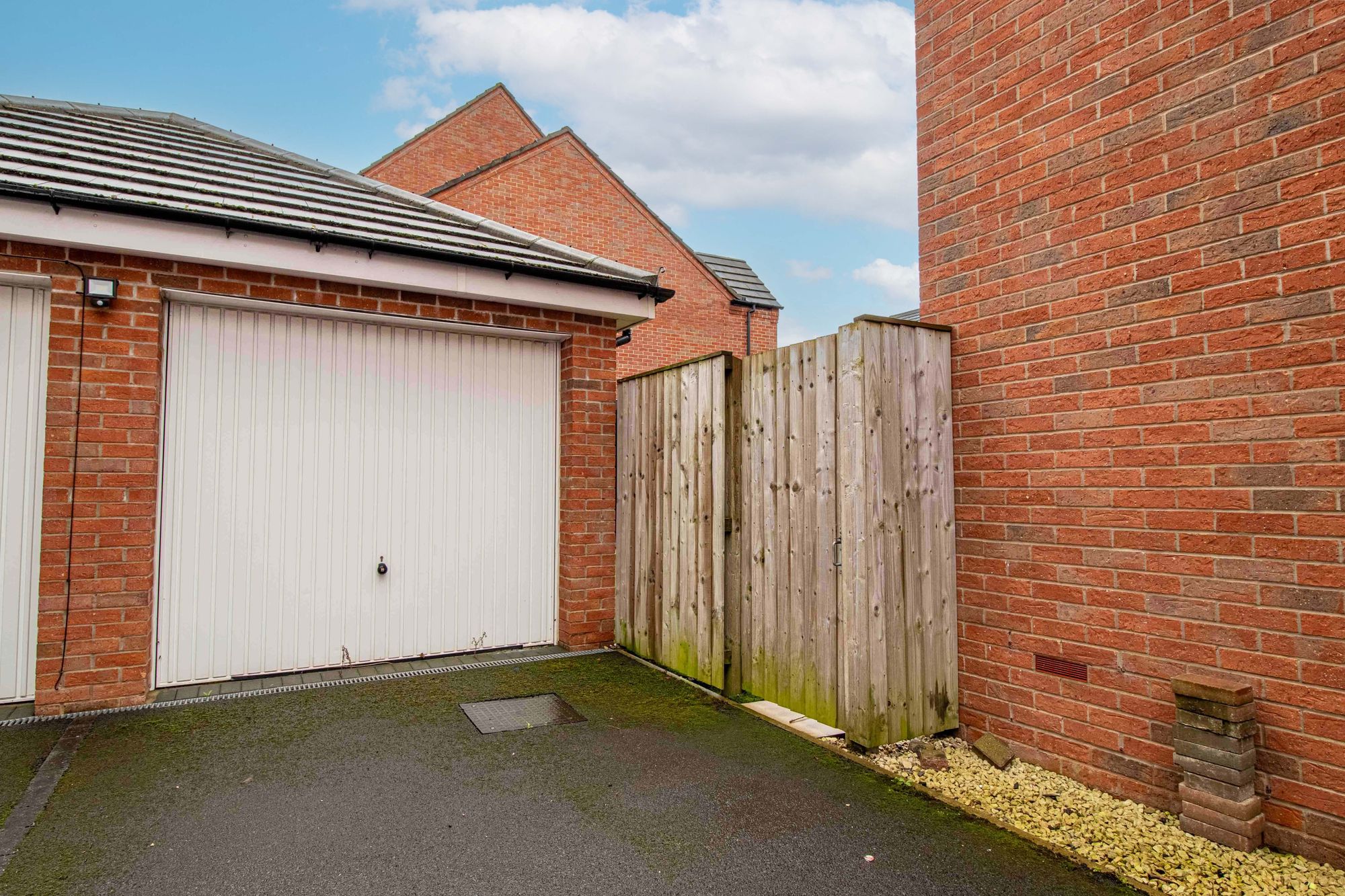 94b Powder Mill Road, Warrington