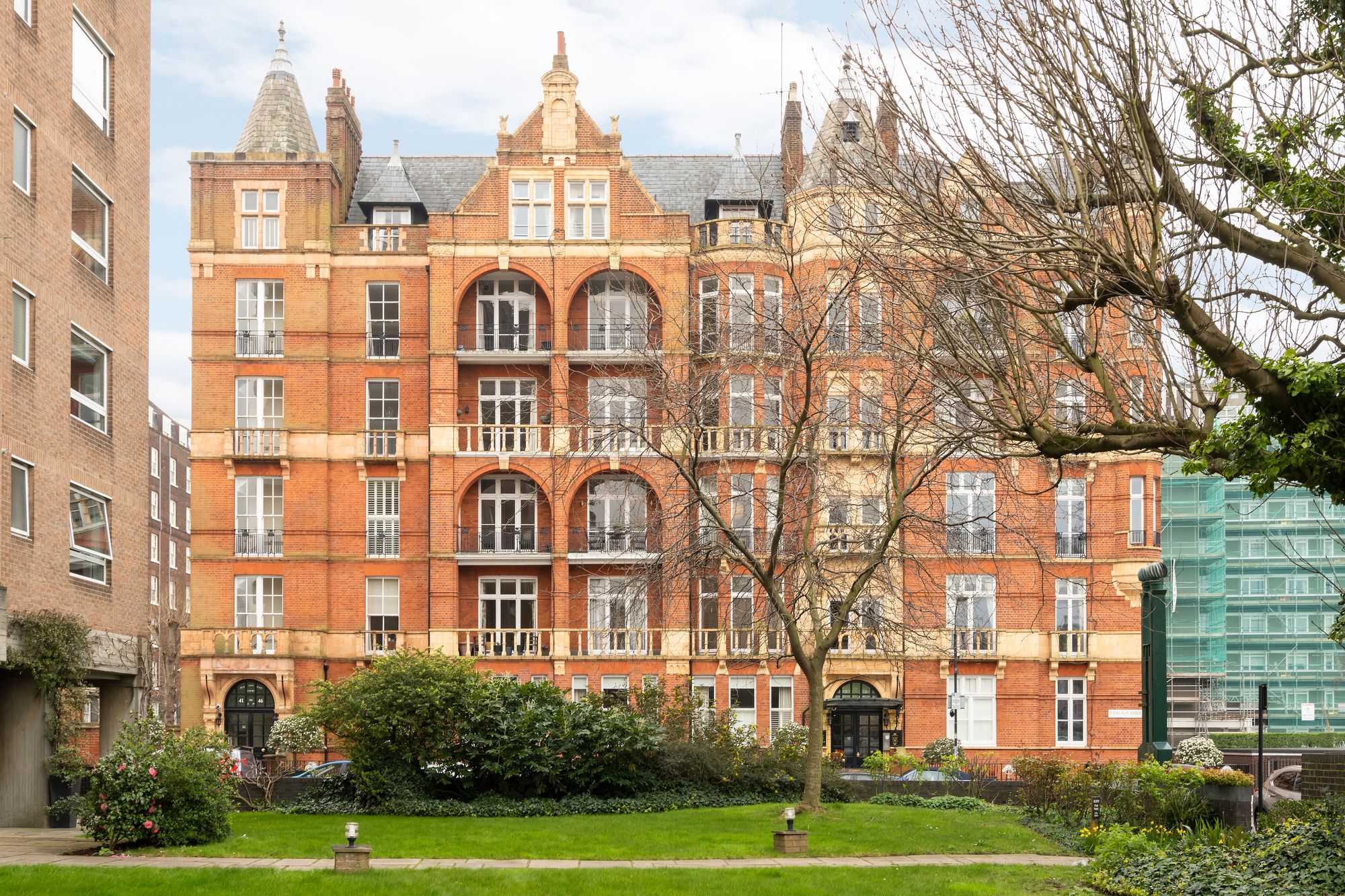 Hurlingham Court, Fulham, SW6