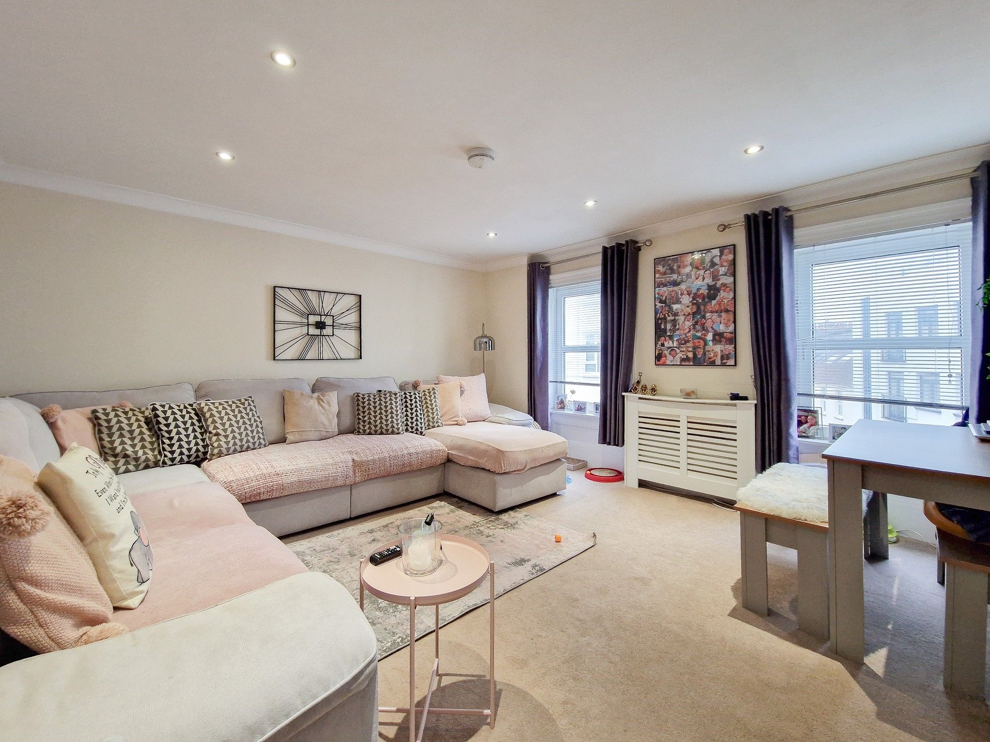 3 bed Apartment For Sale in St. Helier, Jersey