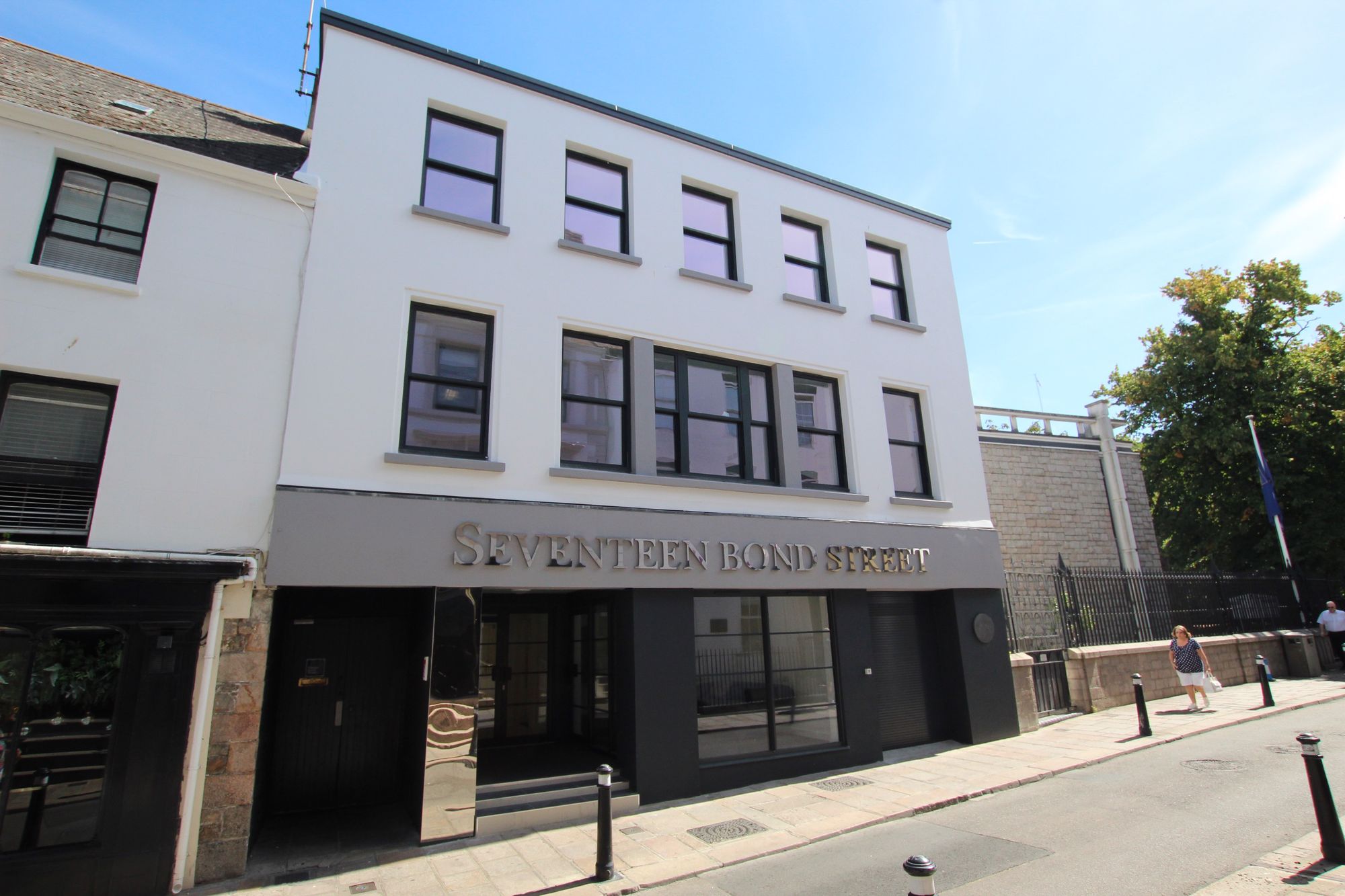 2 bed Apartment For Rent in St. Helier, Jersey