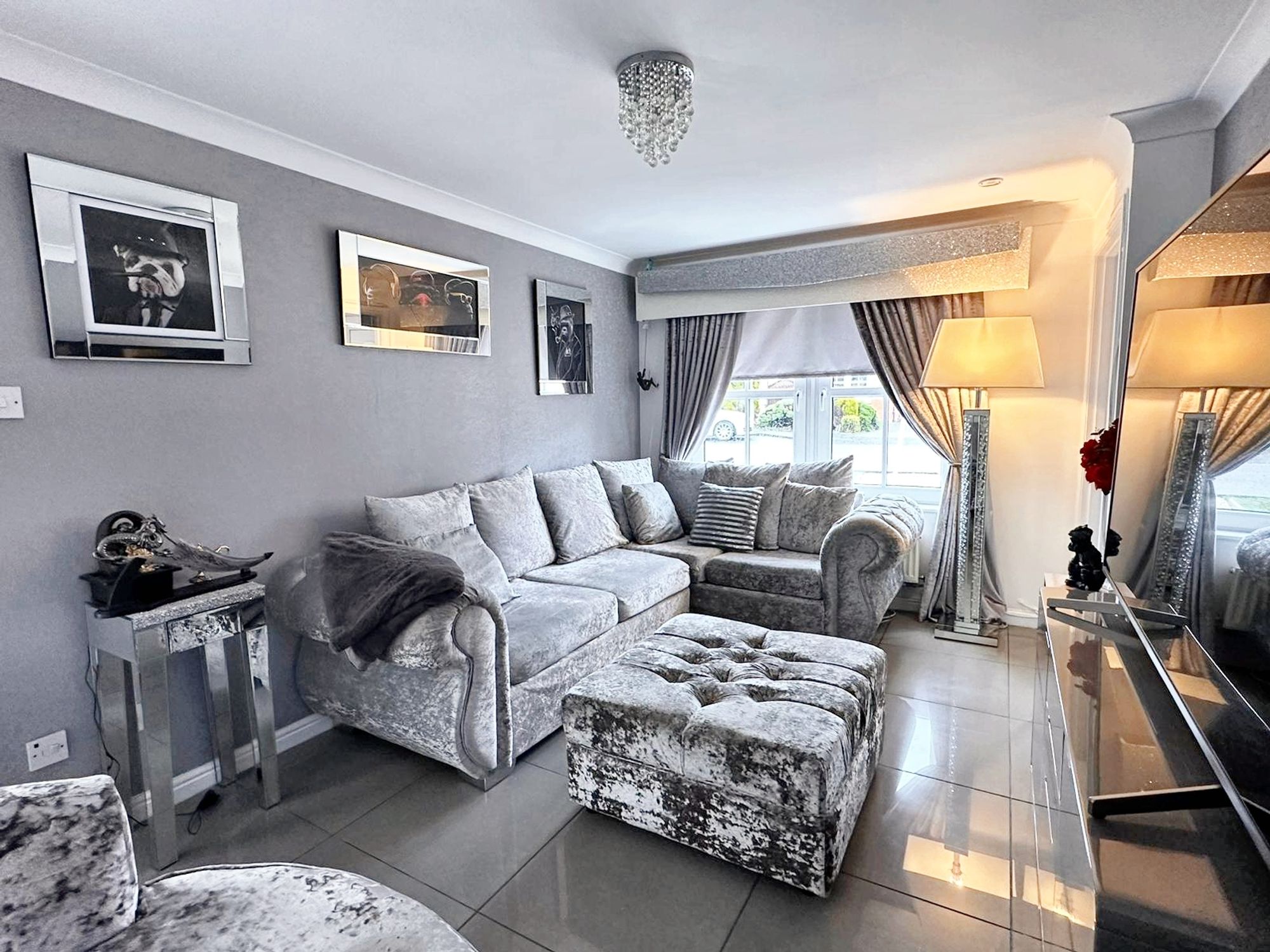 6 Ashley Grove, Bellshill